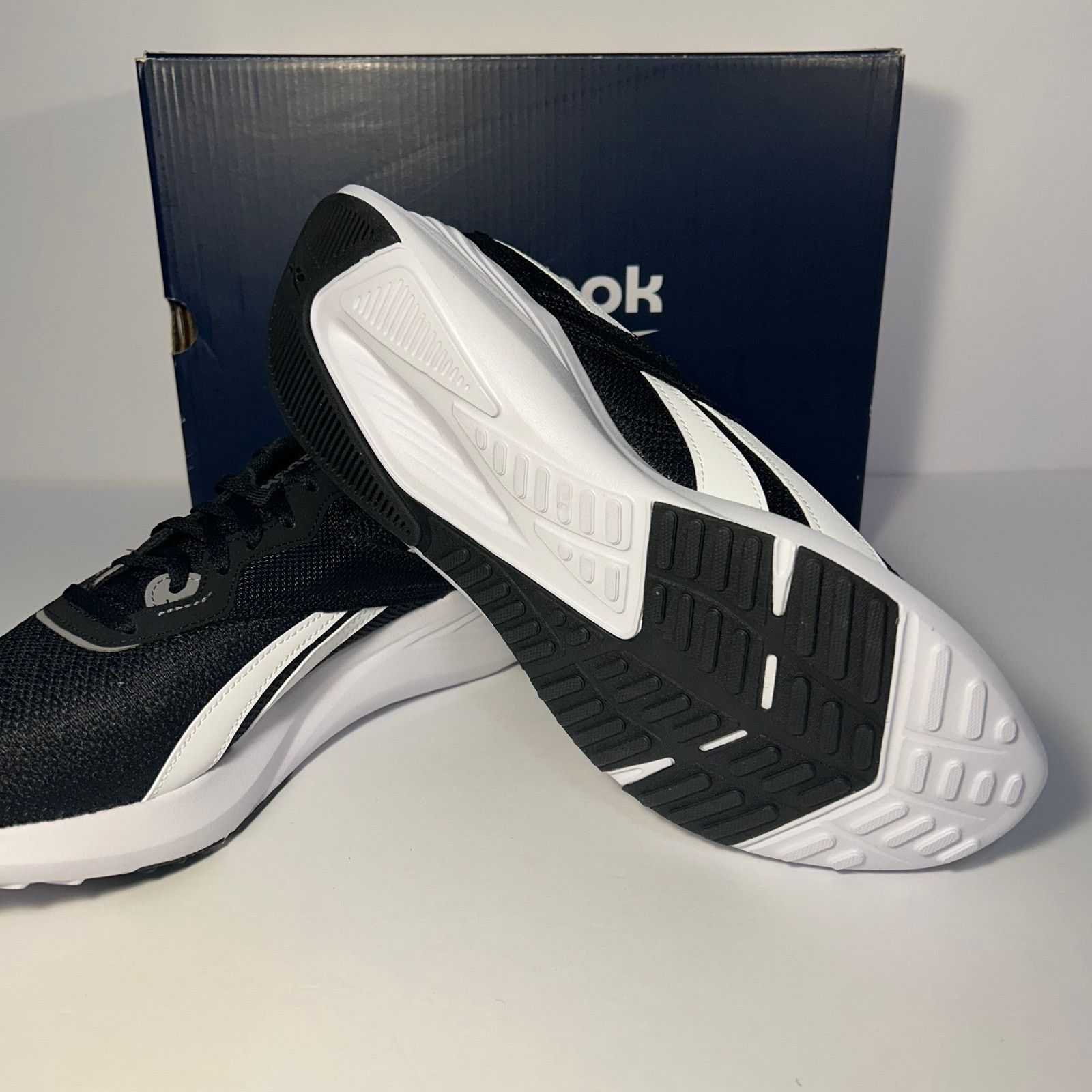 Reebok Mens Reebok Energen Tech Size 10 Black/White HP9289 Size US 10 / EU 43 - 11 Thumbnail