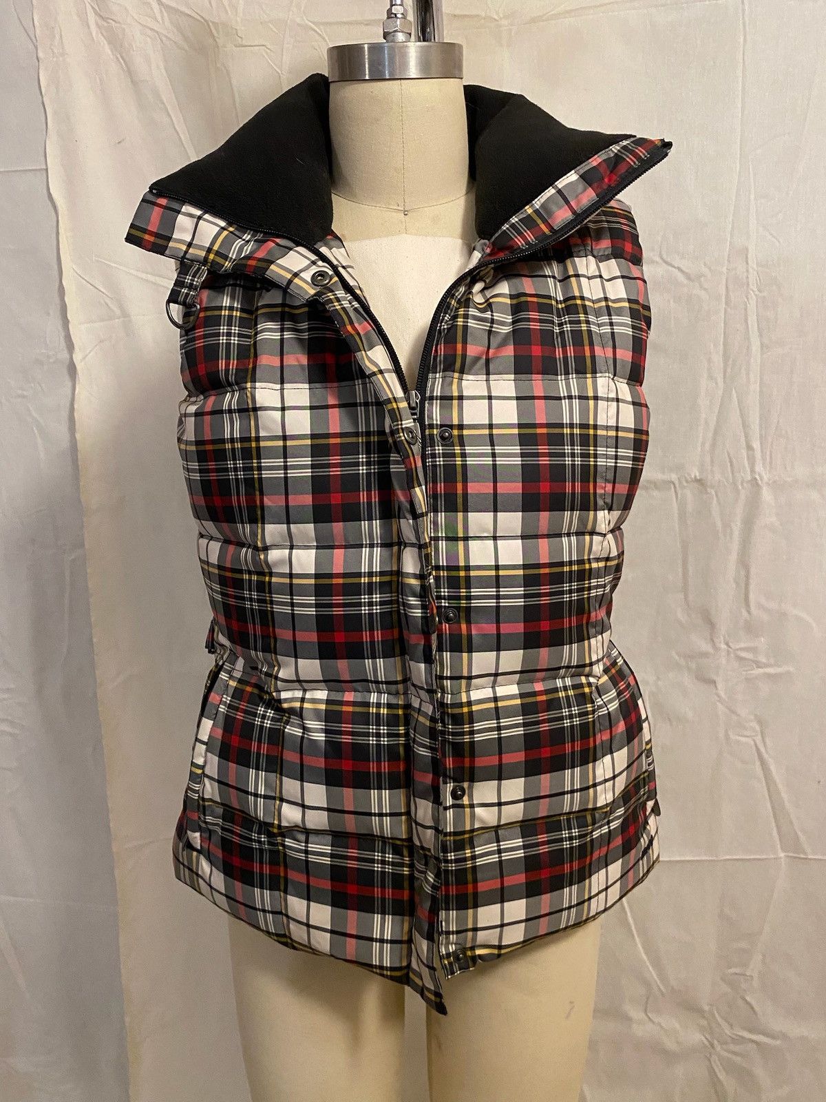 Eddie Bauer Eddie Bauer EB700 Down Vest Red/Black Plaid 700 Fill Size S / US 4 / IT 40 - 1 Thumbnail