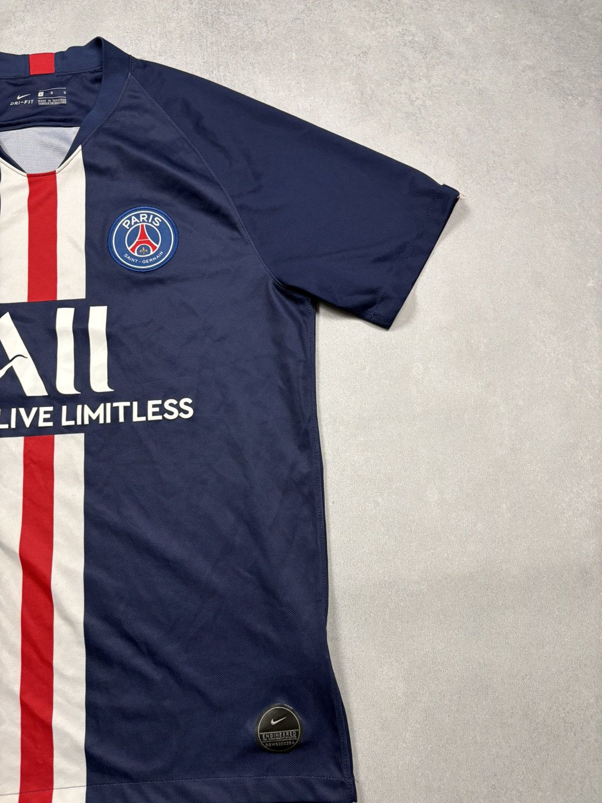 Nike Nike Paris Saint Germain PSG 2019/2020 Home Jersey Shirt L Size US L / EU 52-54 / 3 - 3 Thumbnail