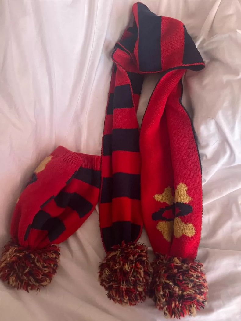 Vivienne Westwood Vivienne Westwood Saturn red hat scarf Size ONE SIZE - 5 Thumbnail