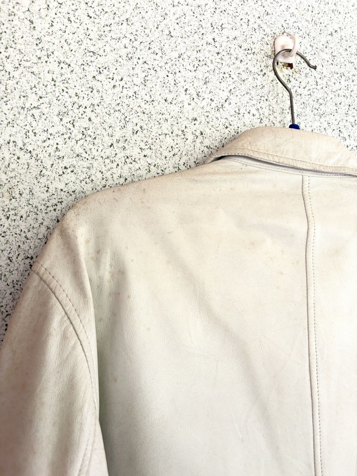 Calvin Klein Calvin Klein Cream Leather Jacket Rare Minimalist Boxy Fit Size US S / EU 44-46 / 1 - 16 Thumbnail