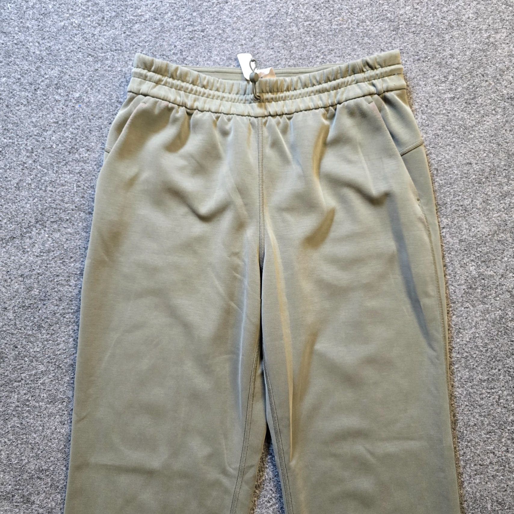 Lululemon Lululemon Pants Womens Size 8 Green Softstream High Rise Pull On Lounge Casual Straight Leg Athleisure Pants Women Size 30" / US 8 / IT 44 - 2 Thumbnail