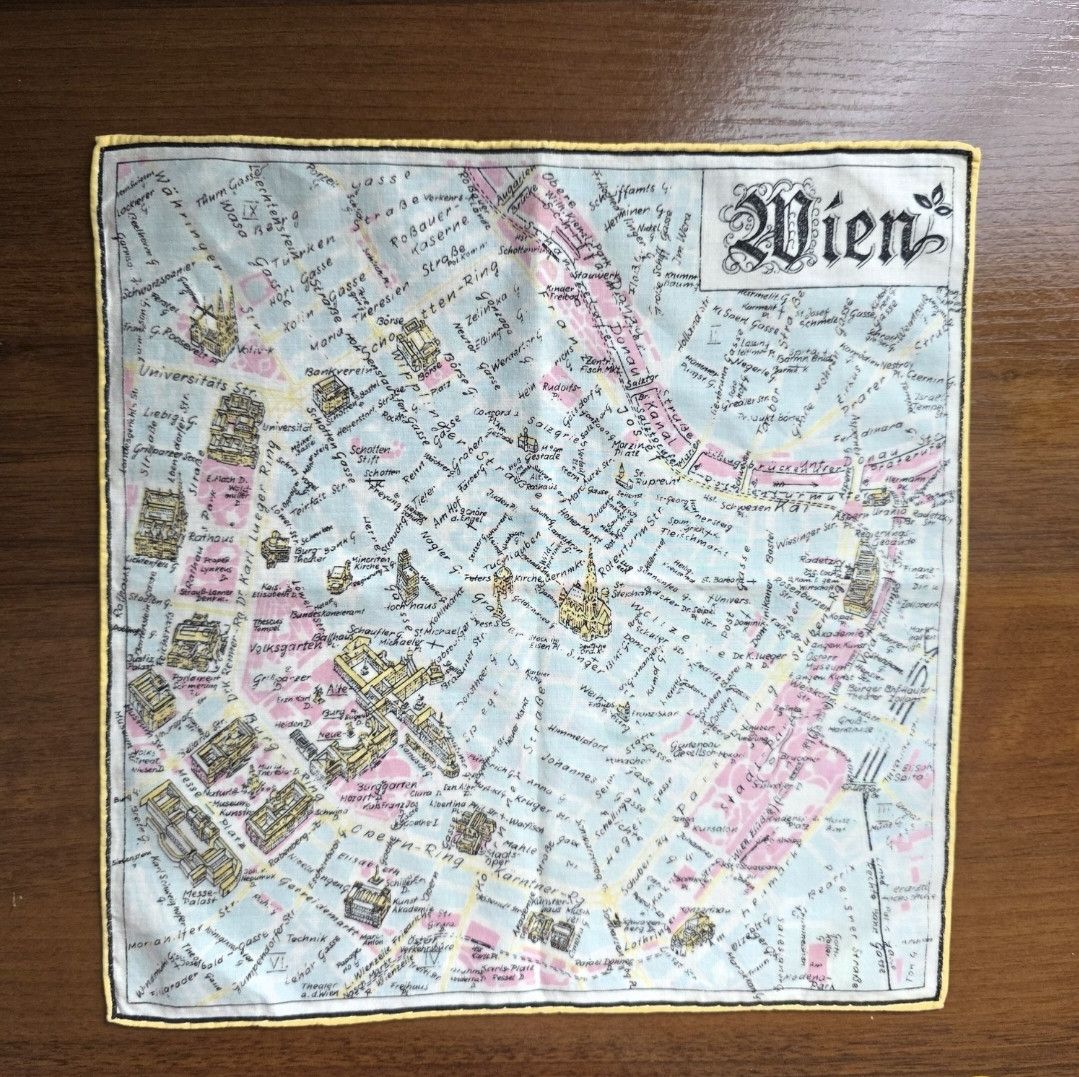 Vintage 1950s/60s Wien City Map Scarf - Architectural Decor Piece Size ONE SIZE - 1 Thumbnail