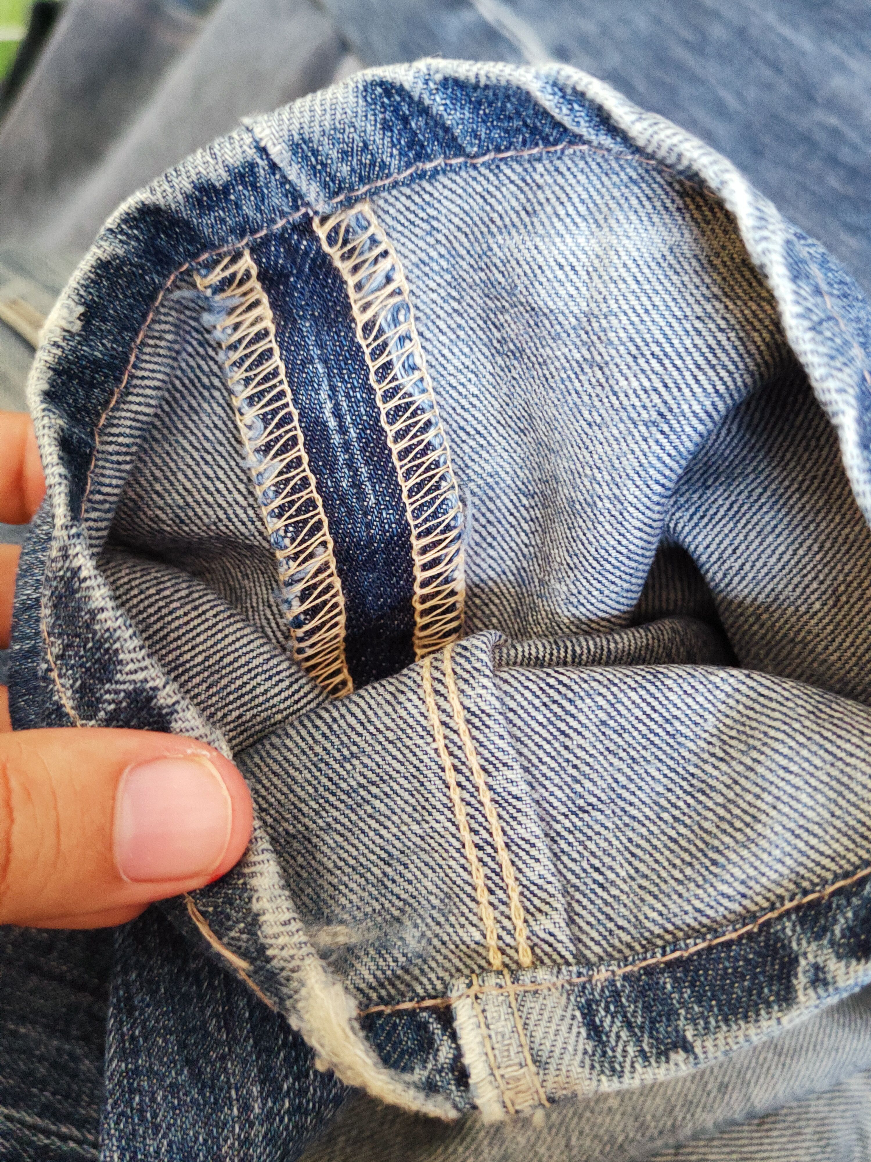 Levi's Levi's Dark Blue Distressed Ripped Jeans #W654 Size US 29 - 13 Thumbnail
