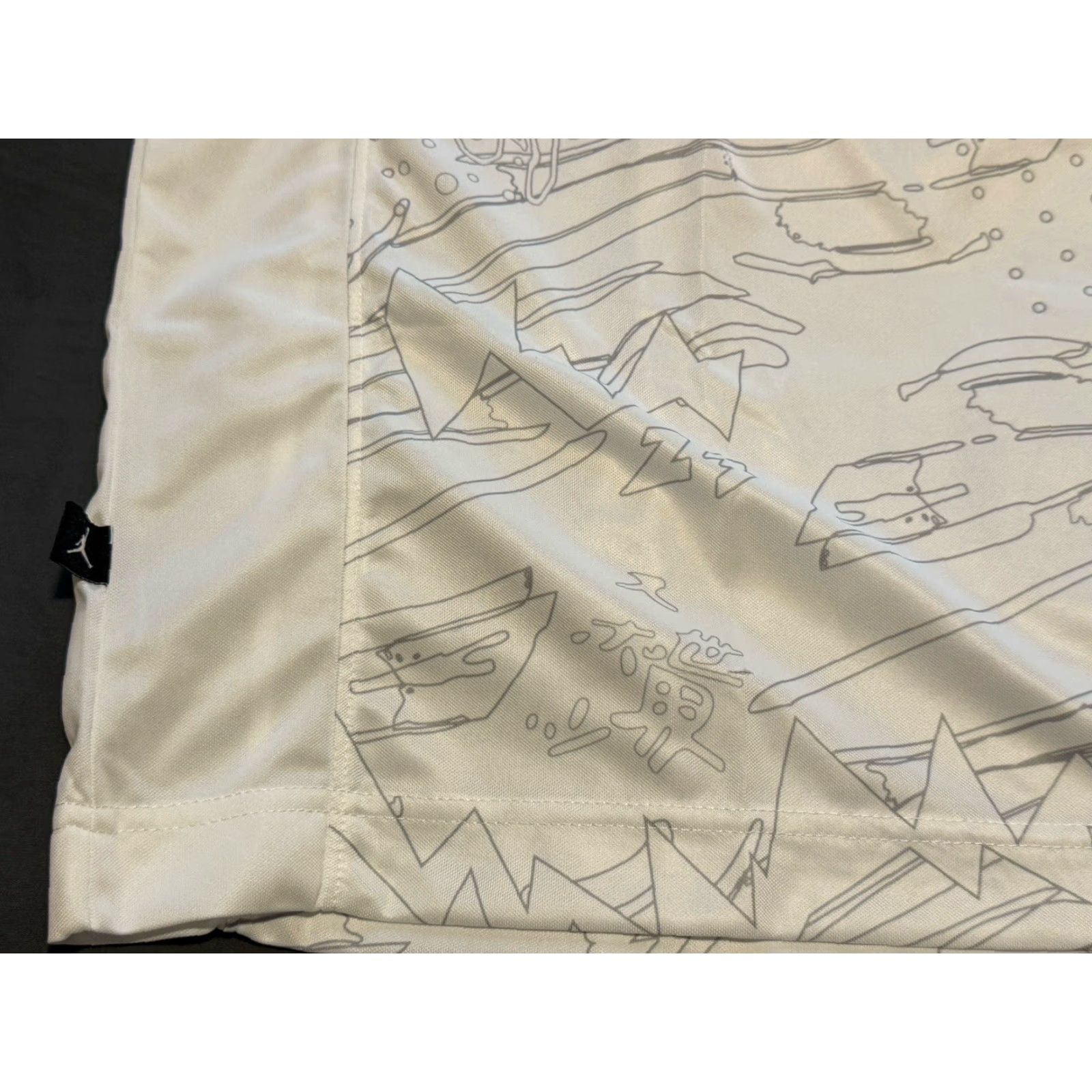 Jordan Brand Jordan Training White Long Sleeve Crew Neck Sz XXL NWT Size US XXL / EU 58 / 5 - 2 Thumbnail