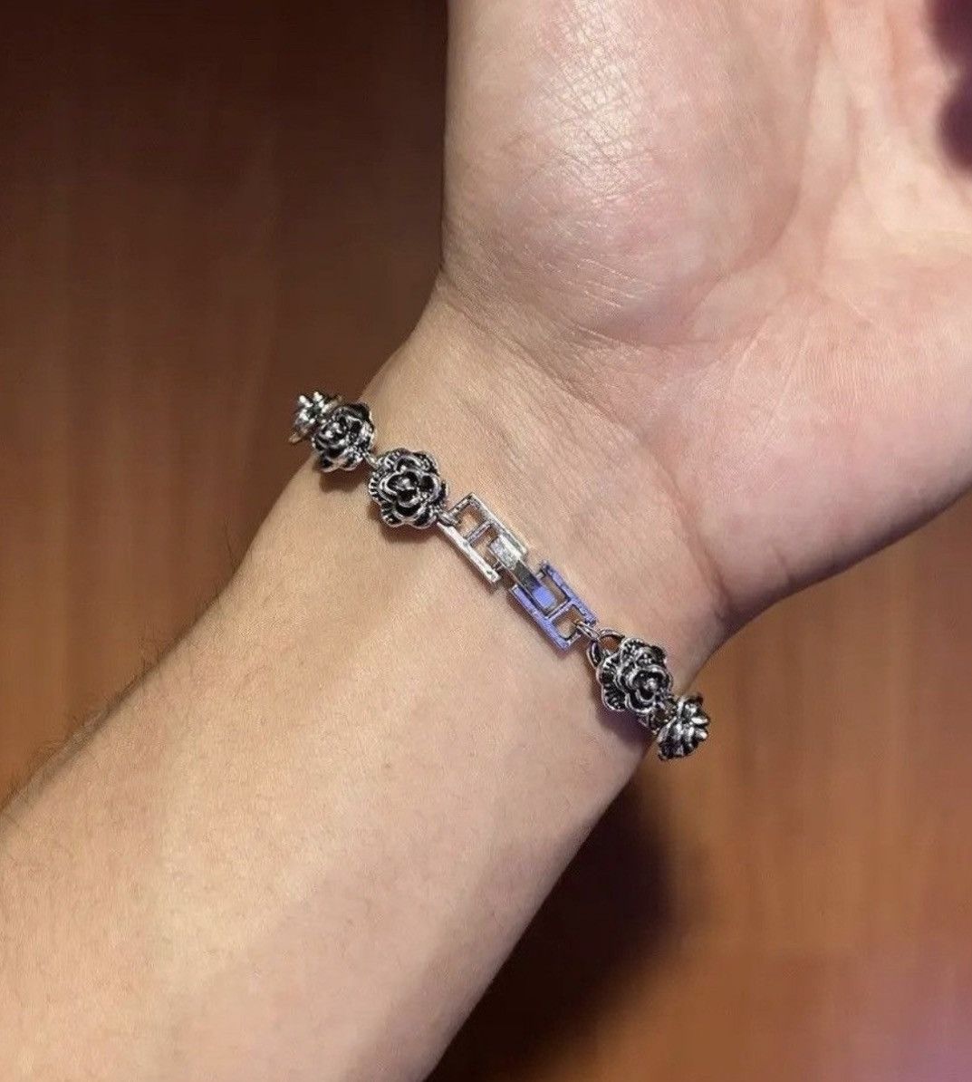 Japanese Brand Y2K Rose Bracelet Size ONE SIZE - 2 Thumbnail