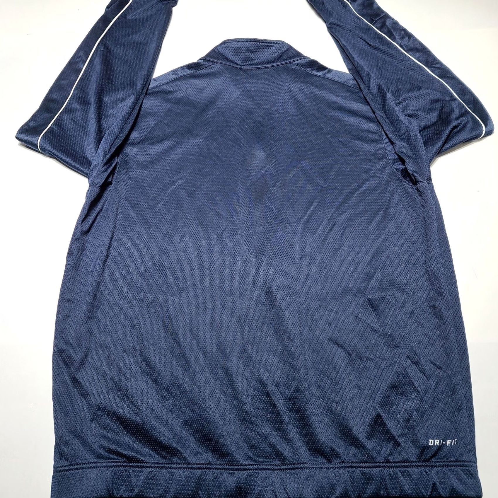 Nike VINTAGE Nike Dri-FIT Navy Blue Full Zip Men’s Large Track Jacket Y2k Track Jacket Men L Navy Blue Dri-FIT Athletic Mens Size US L / EU 52-54 / 3 - 4 Thumbnail