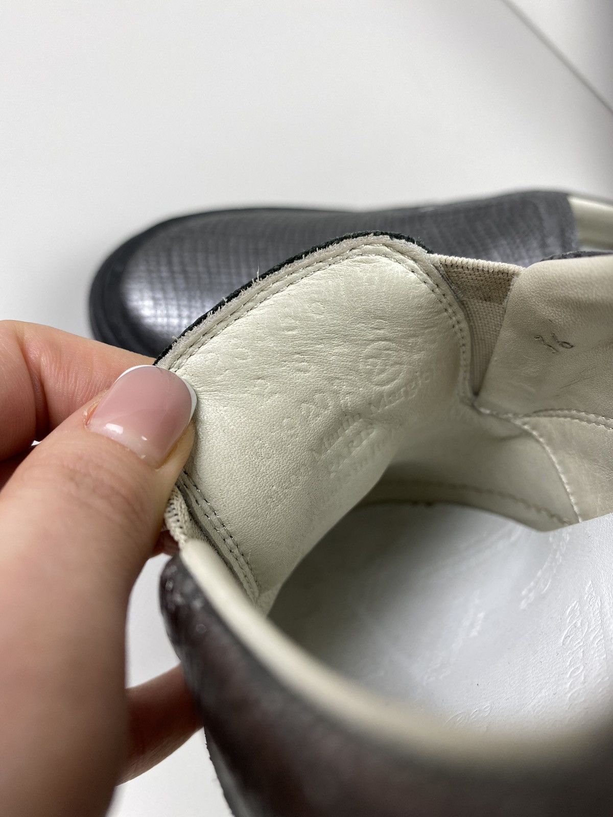 Maison Margiela New! Maison Margiela 22 ladies slip on shoes sneakers Size US 6 / IT 36 - 11 Thumbnail