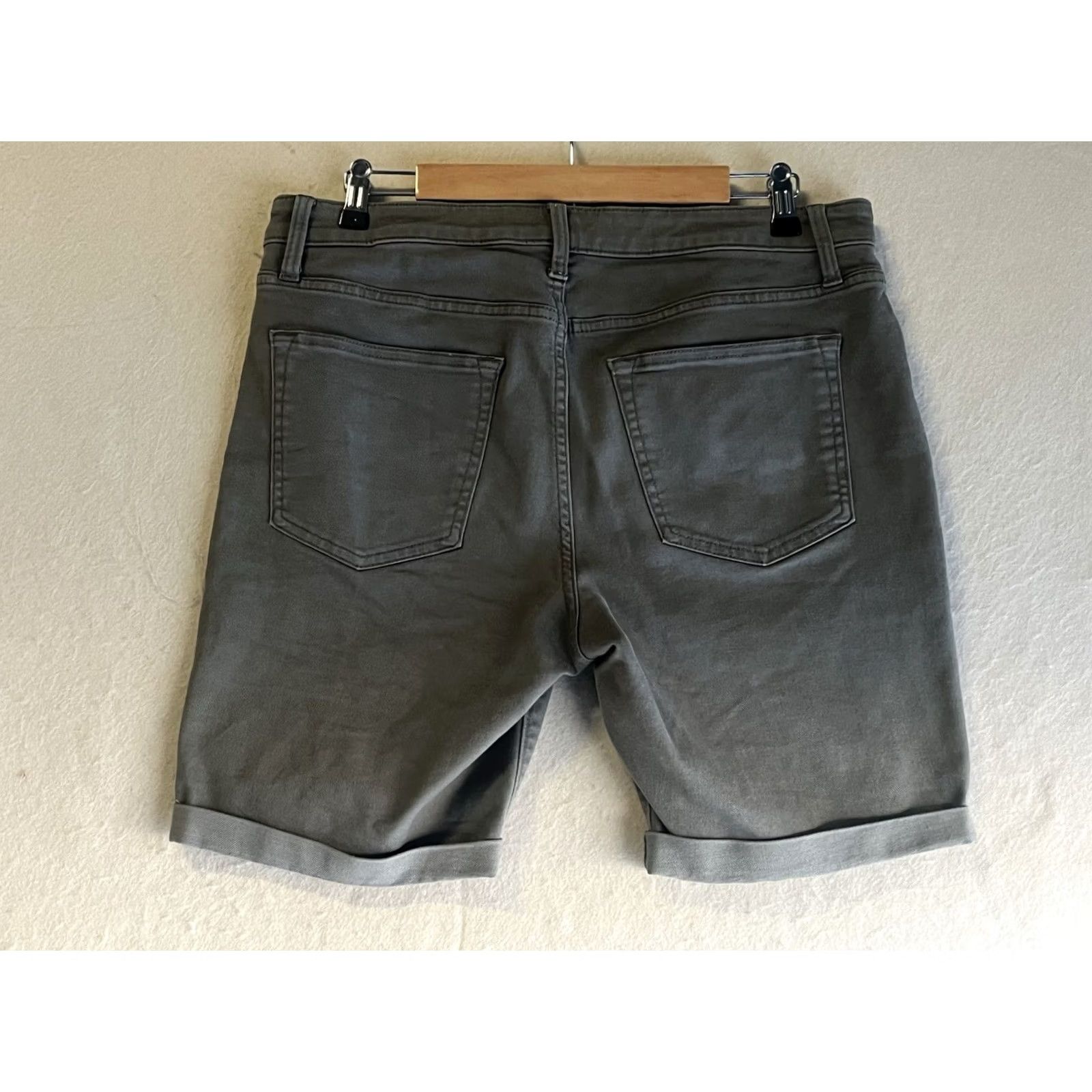 Express Express Mens Olive Green Shorts 32W Slim Fit Chino Casual Travel Workwear Flat Front Denim Pocket Zipper Button Regular Mens Size US 32 / EU 48 - 2 Thumbnail