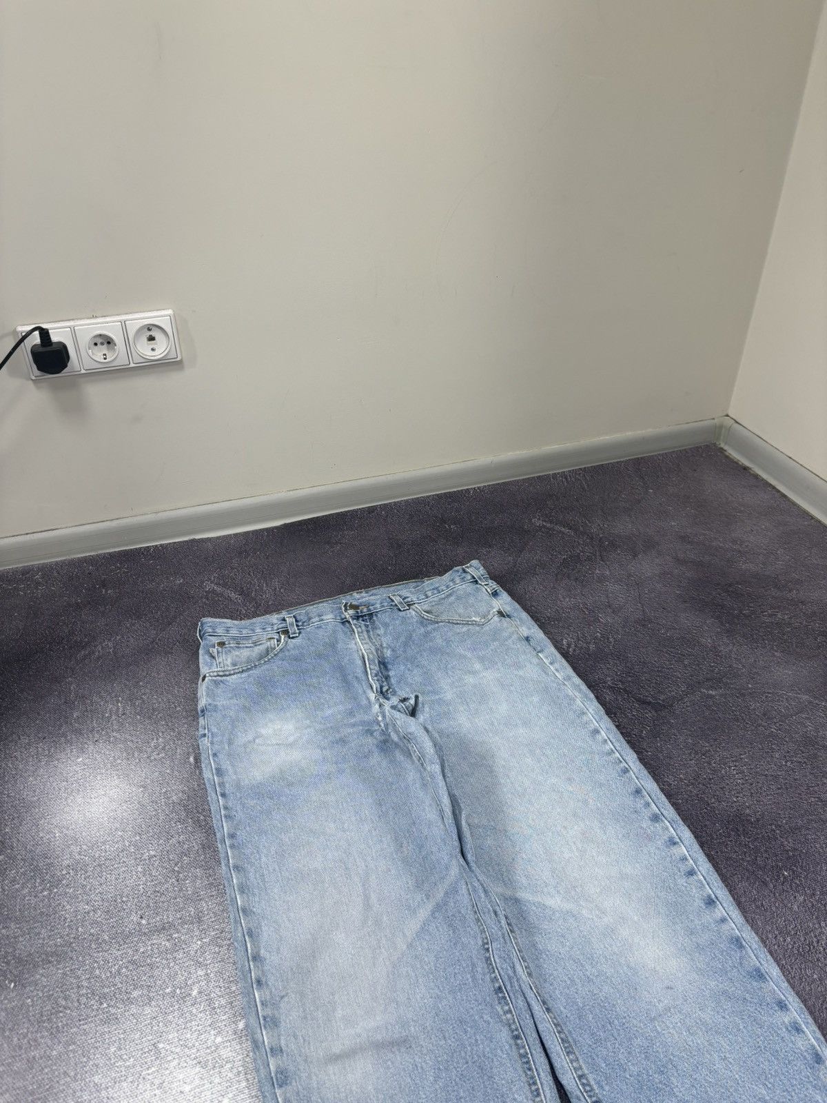 Carhartt Vintage Carhartt Relaxed Fit Faded Light Blue Denim Jeans Size US 36 / EU 52 - 11 Thumbnail
