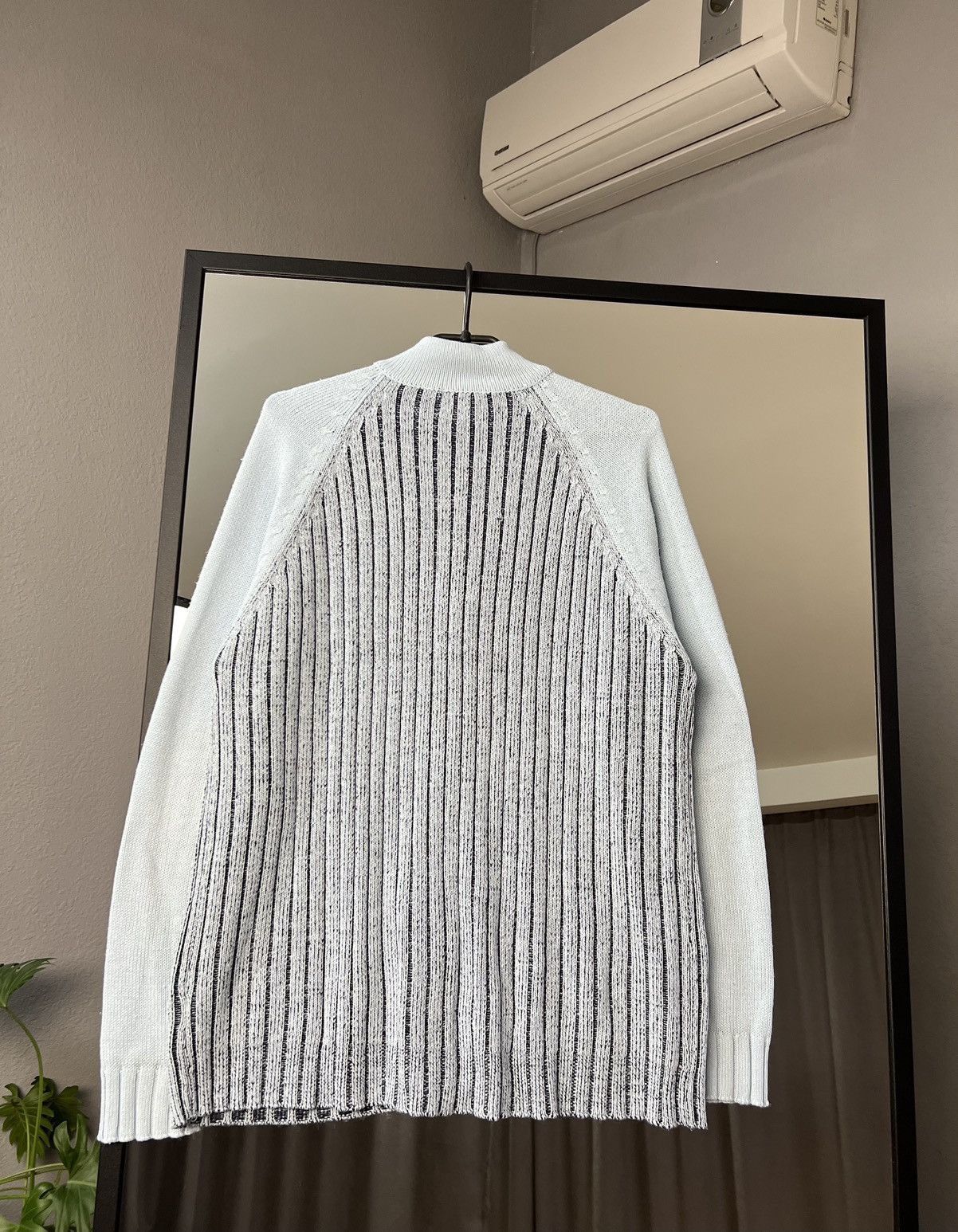 Diesel × Japanese Brand Vintage Y2K Diesel Distressed Faded Effect sweater skulls Size US L / EU 52-54 / 3 - 10 Thumbnail
