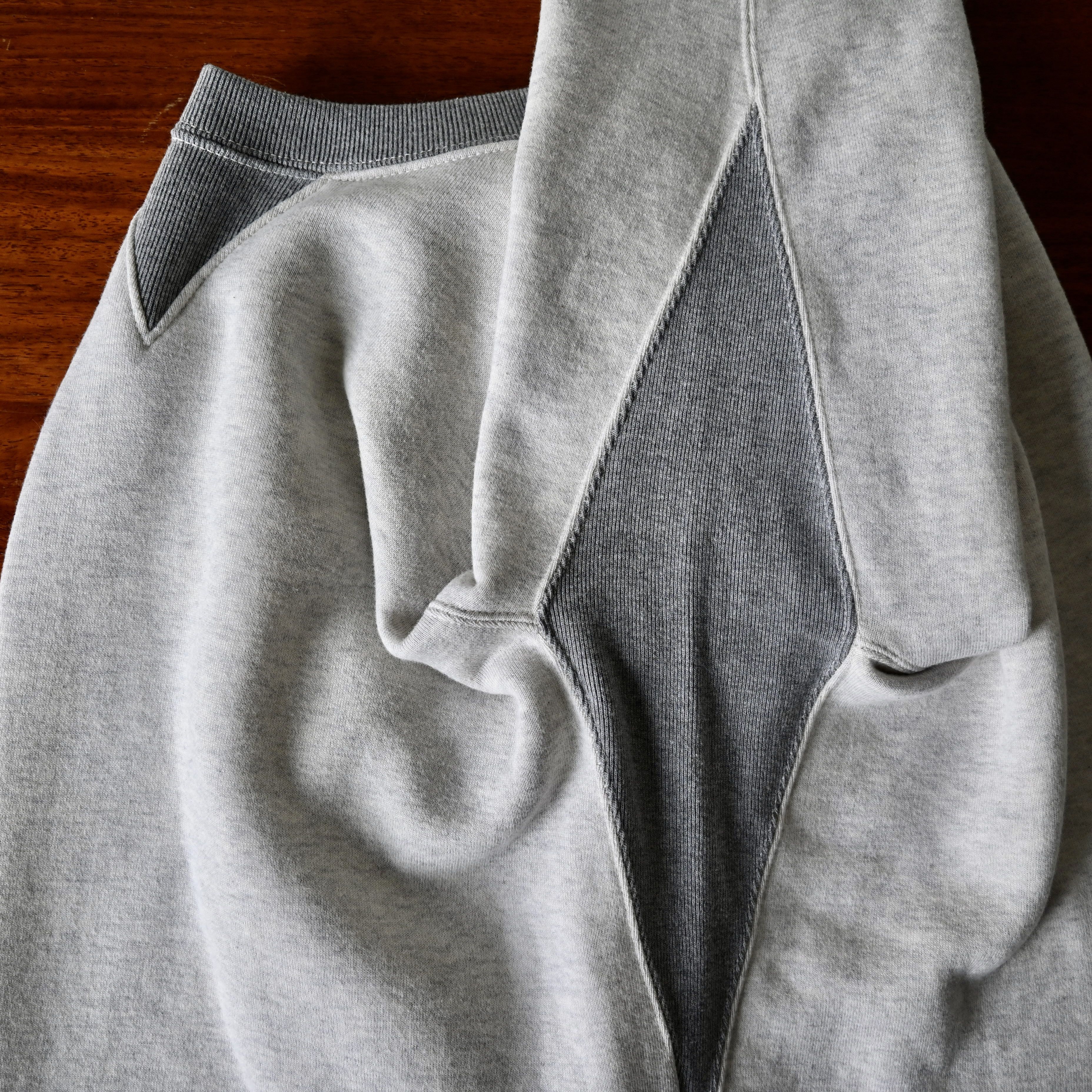 Beams Plus × Loopwheeler Loopwheeler for BEAMS Plus two-tone crewneck sweatshirt Size US L / EU 52-54 / 3 - 10 Thumbnail