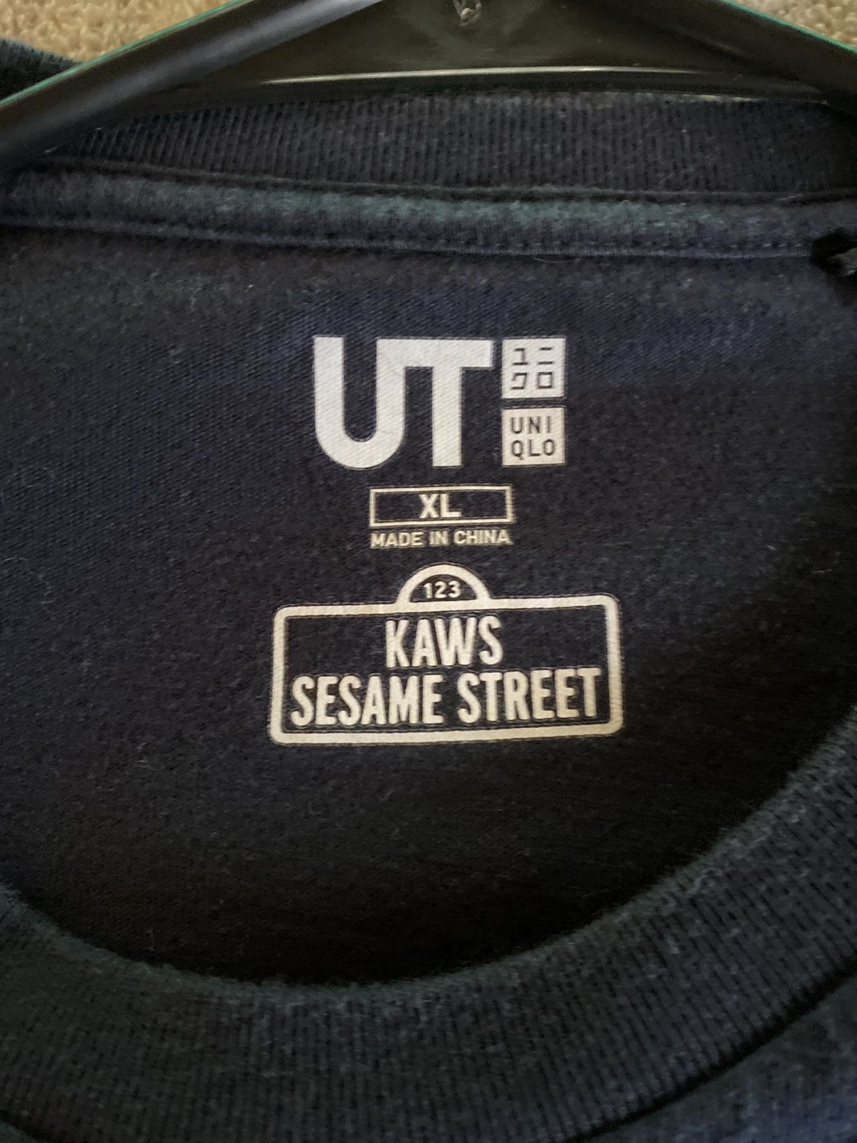 Kaws × Uniqlo Uniqlo X KAWS X Sesame Street “Cookie Monster” T!!! Size US XL / EU 56 / 4 - 6 Thumbnail
