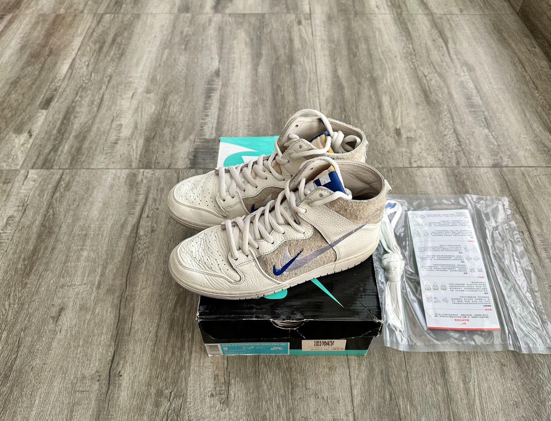 Soulland Soulland x Nike Dunk Sb High Collab Size US 9.5 / EU 42-43 - 2 Thumbnail