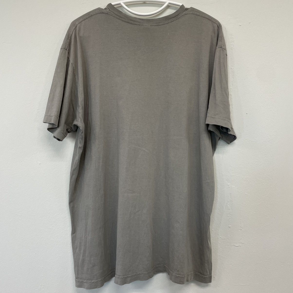 Band Tees Vintage Modest Mouse band t shirt Size US XL / EU 56 / 4 - 2 Thumbnail