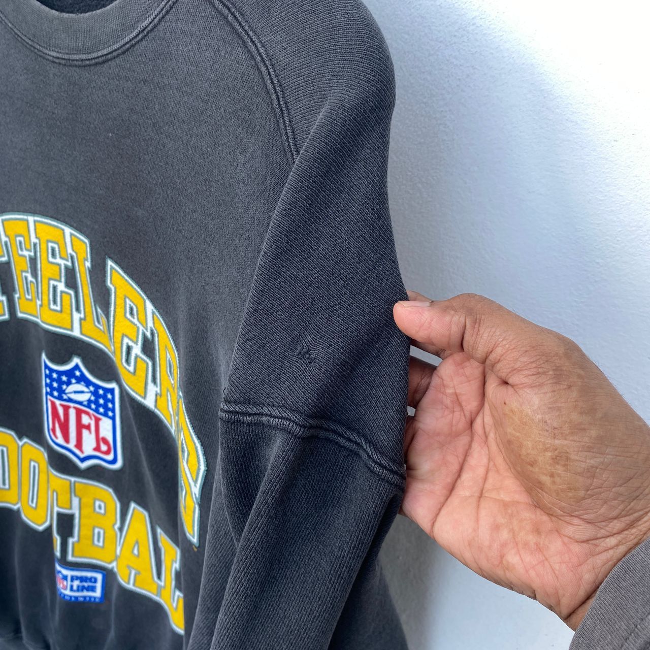 NFL × Vintage VINTAGE PITTSBURGH STEELERS NFL SWEATSHIRT LARGE PULLOVER Size US L / EU 52-54 / 3 - 5 Thumbnail