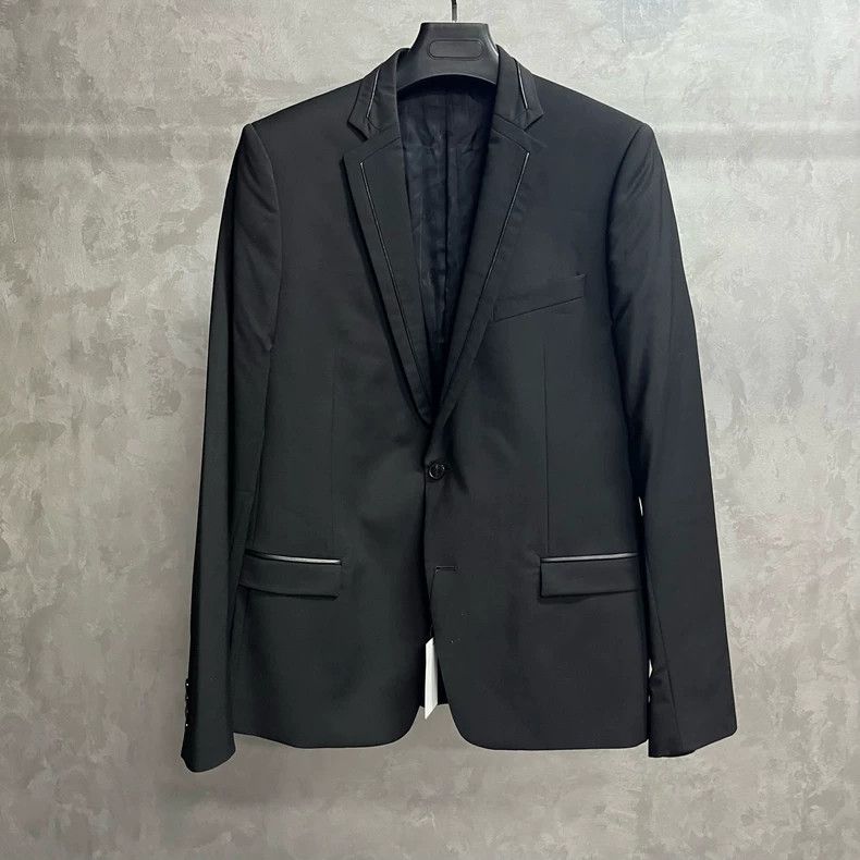 Versace Versace Black solid color double pocket design premium cut Size US XL / EU 56 / 4 - 1 Thumbnail