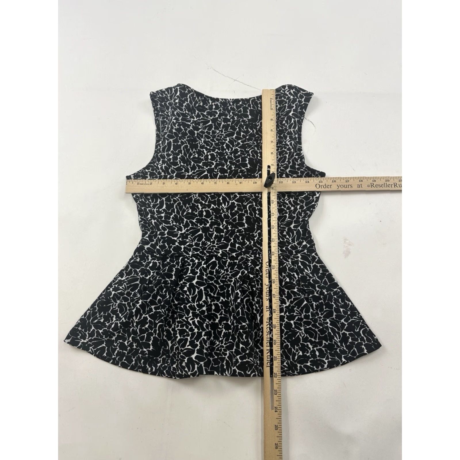 Anthropologie Anthropologie Deletta Blouse Womens Small Black Sleeveless V-Neck Floral Pleated Ruffle Elastic Waist Stretch Lightweight Bohemian Designer Size S / US 4 / IT 40 - 4 Thumbnail
