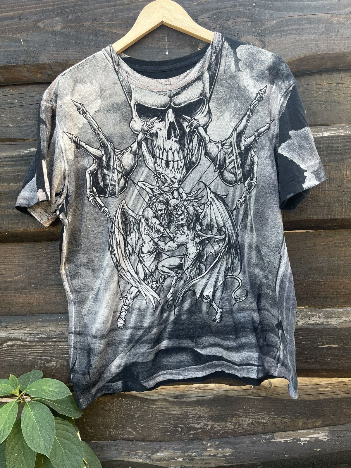 Affliction Affliction Y2K vintage scull tee print dyed t-shirt Size US L / EU 52-54 / 3 - 9 Thumbnail