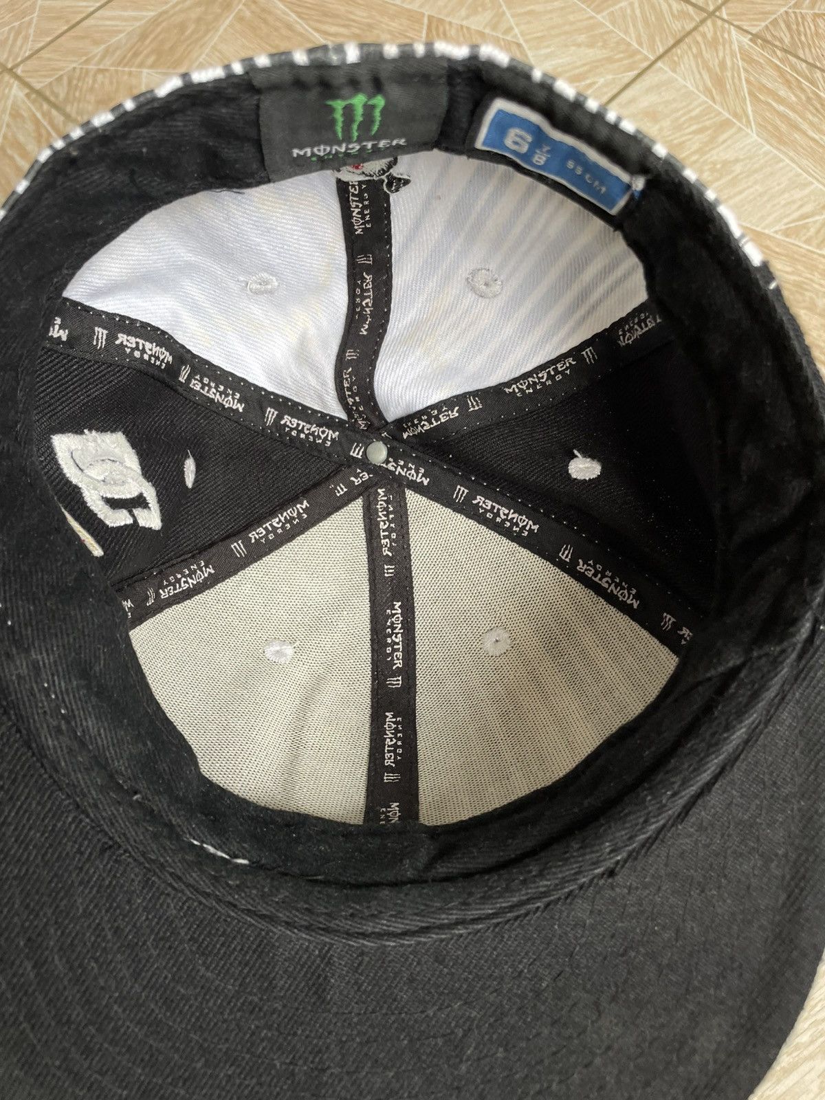DC Vintage Racing DC Shoes Monster Energy Pirelli SnapBack Cap Size ONE SIZE - 12 Thumbnail