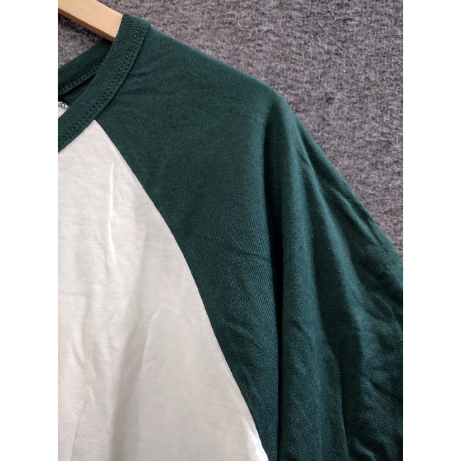 Next Level Next Level Raglan T-Shirt Colorblock Adult 3XL Green/White Crew Neck Short Sleeve 80s Unisex Mens Womens Size US XXL / EU 58 / 5 - 7 Thumbnail