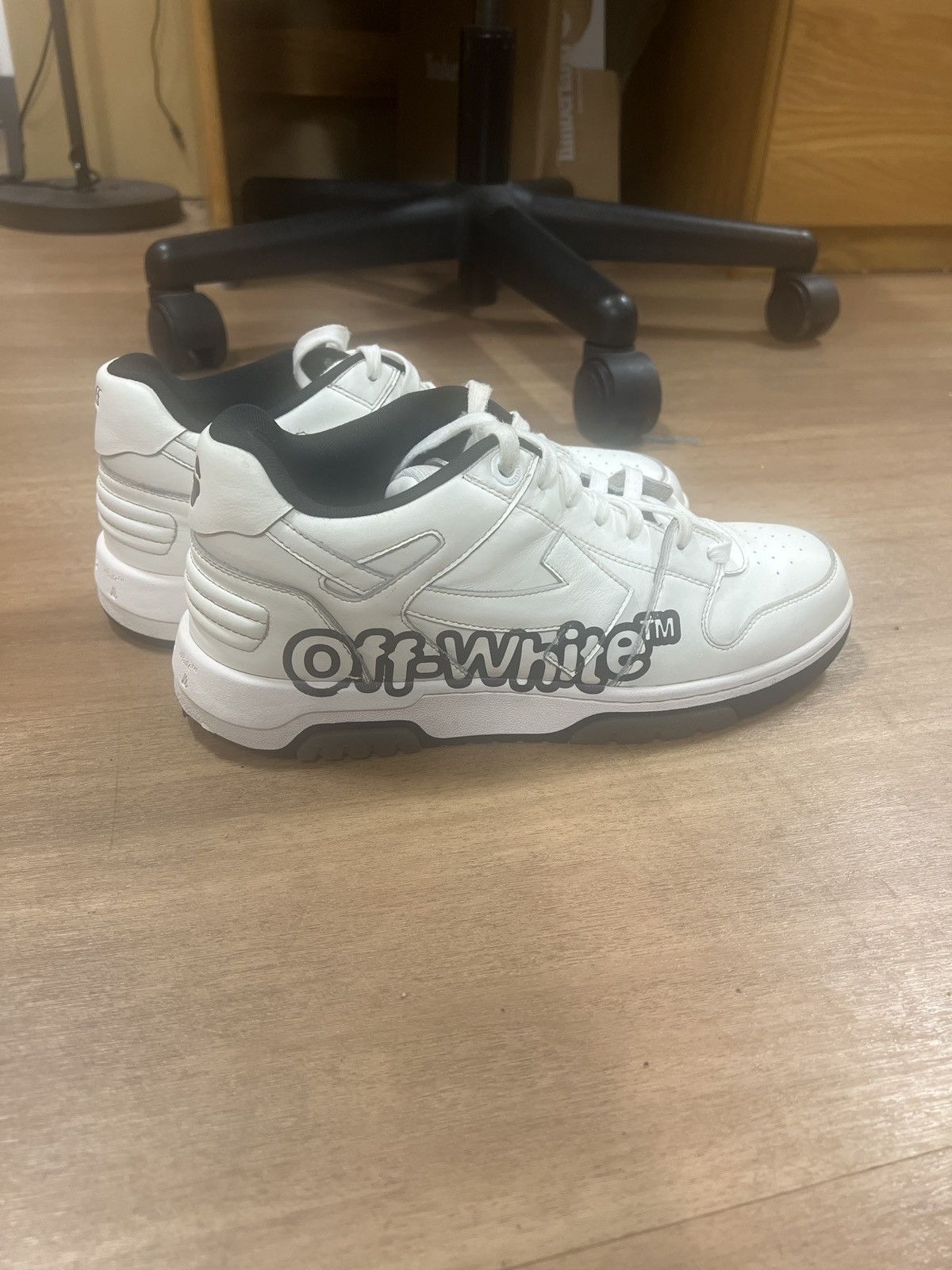 Off-White Off white Size US 10.5 / EU 43-44 - 1 Thumbnail