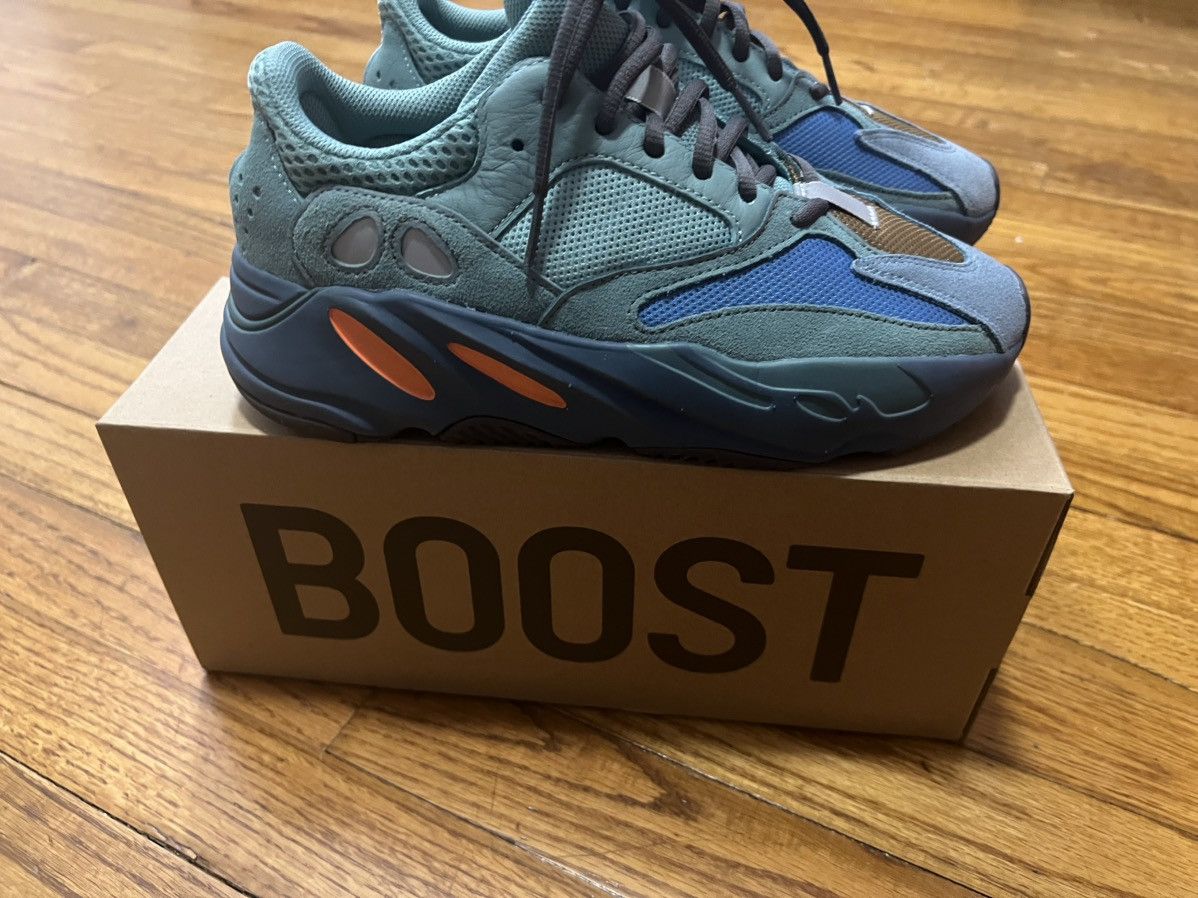 Yeezy Yeezy Boost 700 Size US 7 / EU 40 - 4 Thumbnail