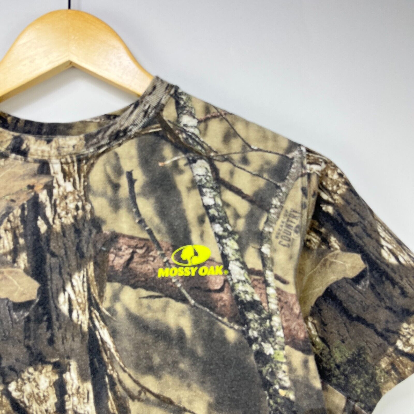 Vintage Vintage Y2K Mossy Oak Realtree Camo T-Shirt XS Size US XS / EU 42 / 0 - 3 Thumbnail