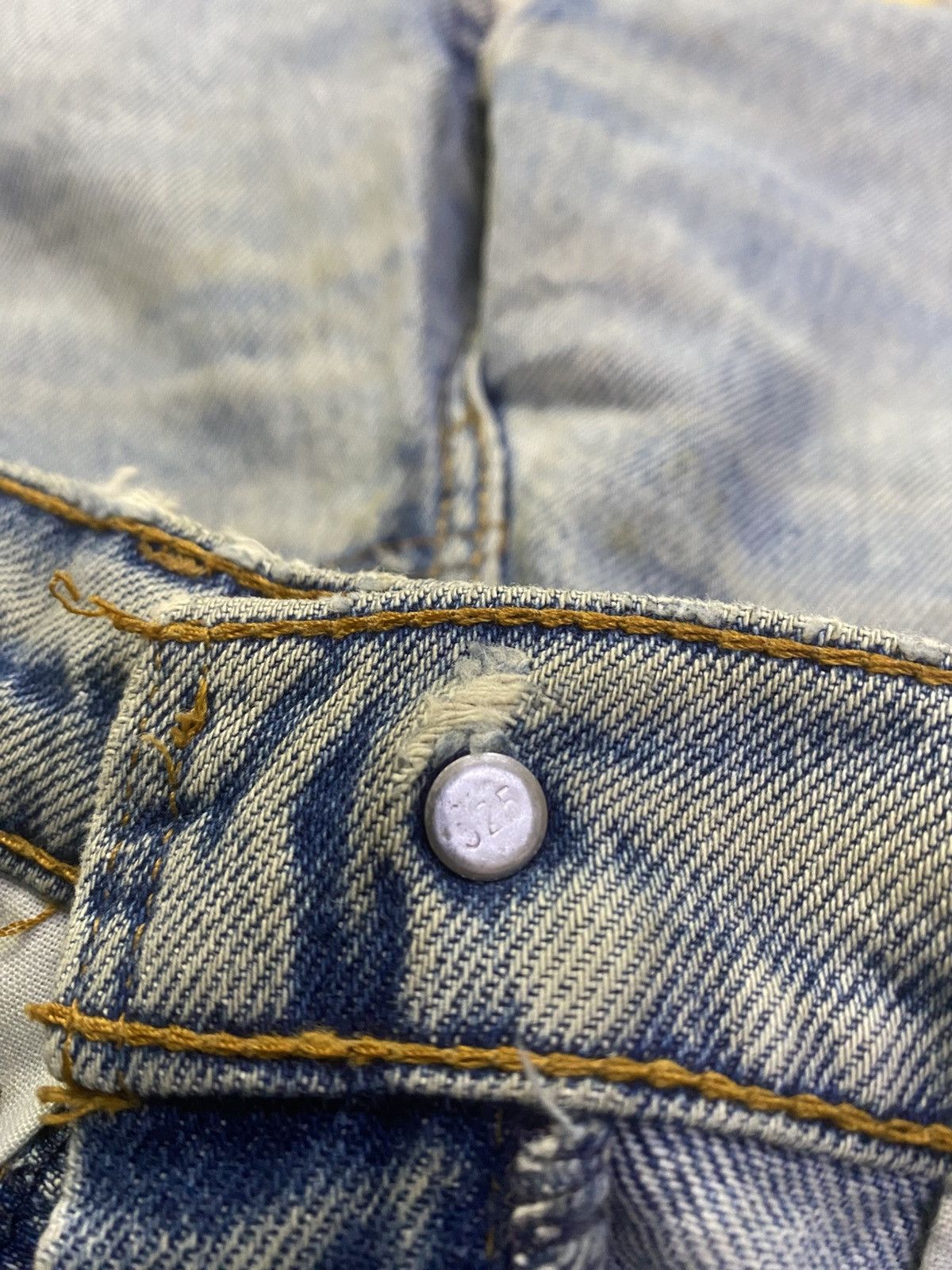 Levi's × Levi's Vintage Clothing × Vintage Vintage Levi’s USA 505 Distressed Denim Size US 28 / EU 44 - 13 Thumbnail
