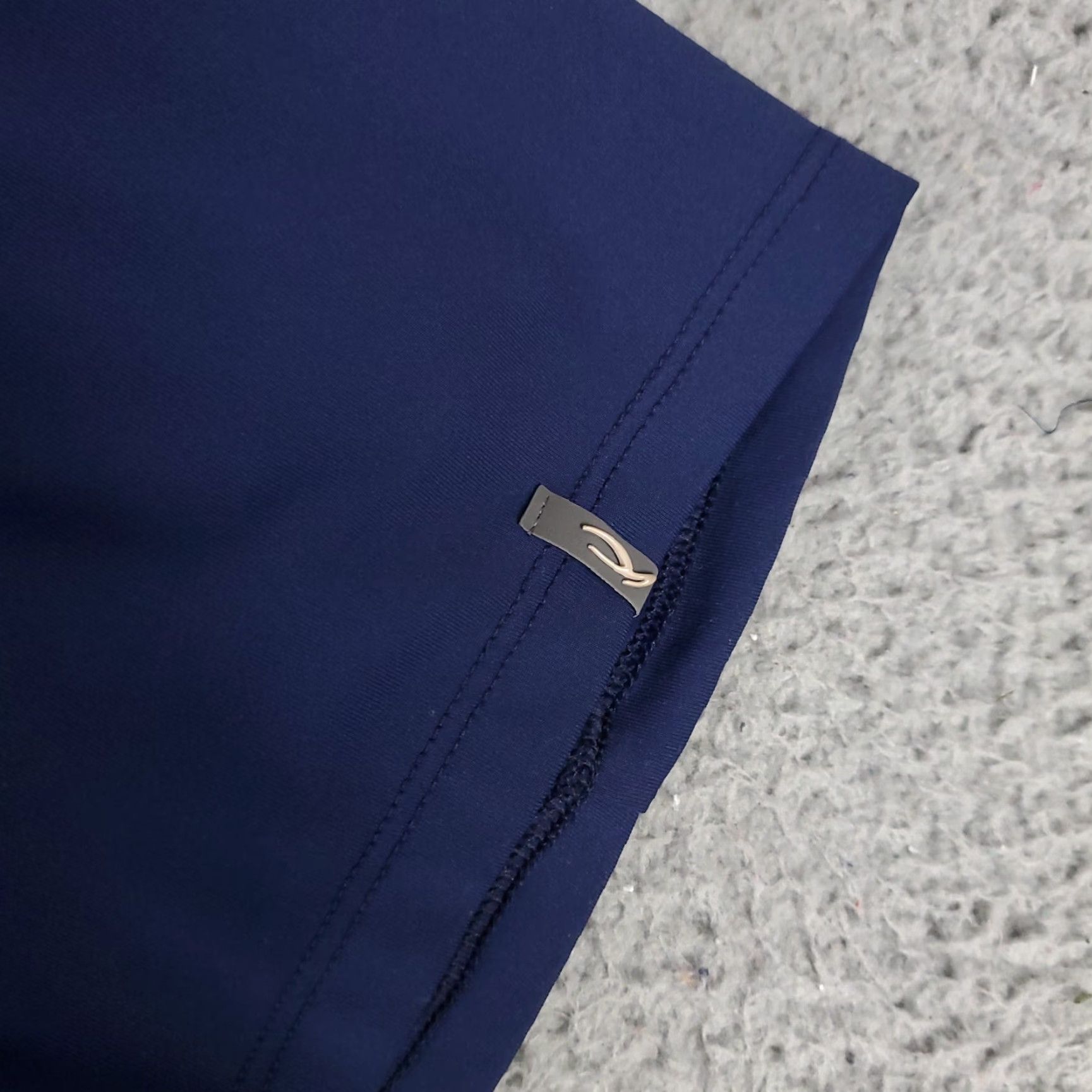 KJUS KJUS Polo Shirt Mens XL Blue Golf Casual Short Sleeve Button Collar Logo Vintage No Size US XL / EU 56 / 4 - 3 Thumbnail