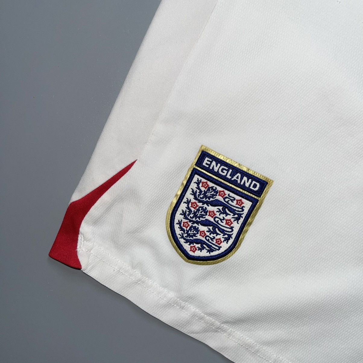 Umbro ENGLAND UMBRO 2006 WORLD CUP FOOTBALL AWAY SHORTS #8 LAMPARD Size US 34 / EU 50 - 2 Thumbnail