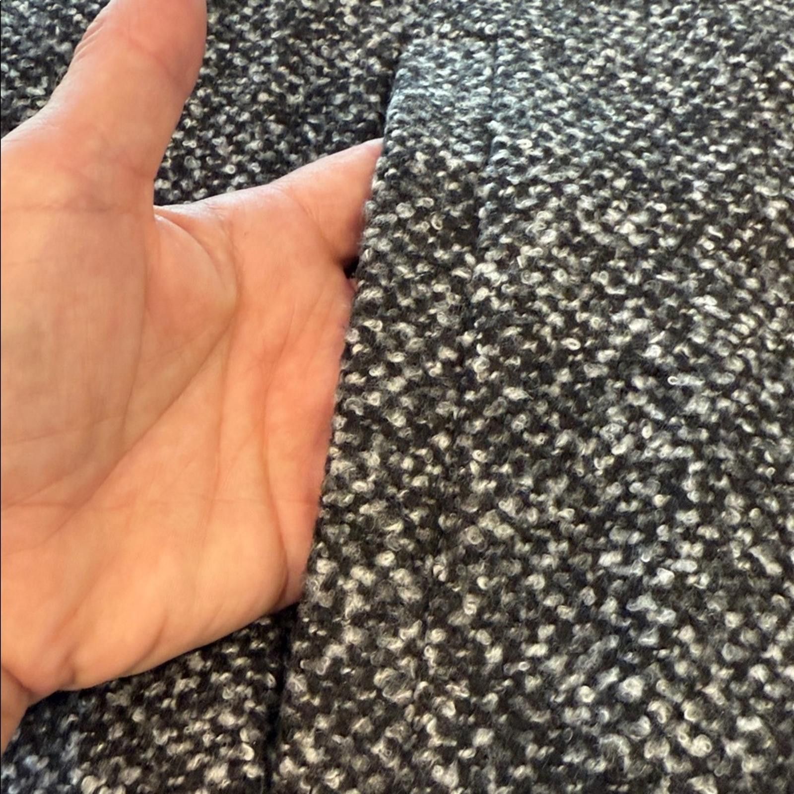 Old Navy Old Navy Black & White wool blend coat floral broach SZ Med Size M / US 6-8 / IT 42-44 - 3 Thumbnail