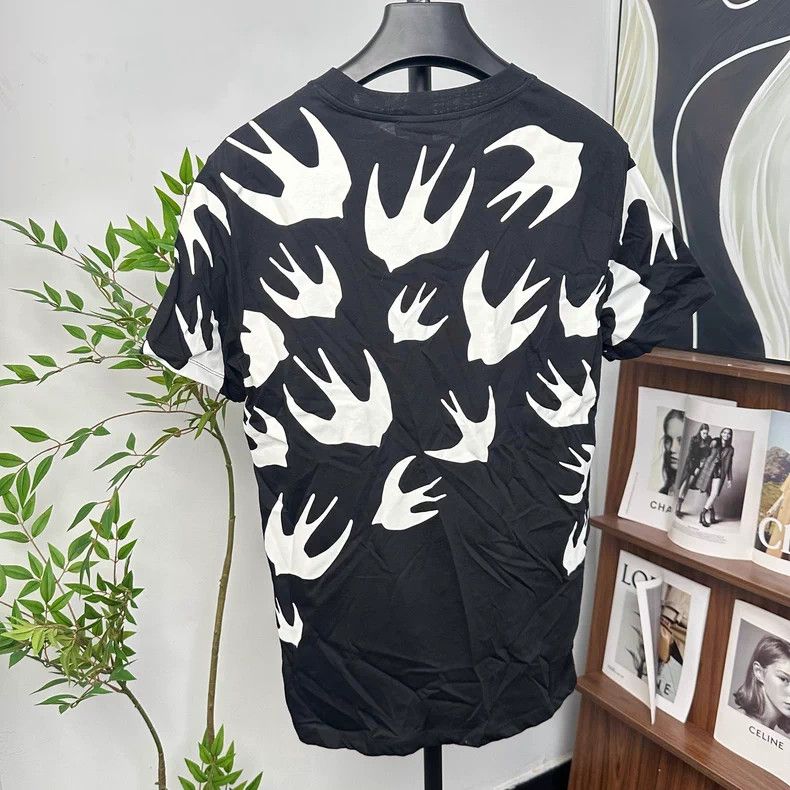 Alexander McQueen Alexander Mcqueen Fleece swallow short sleeves Size L / US 10 / IT 46 - 2 Thumbnail