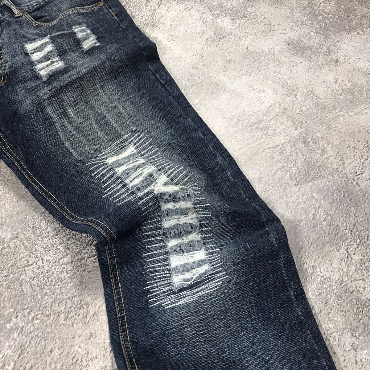 Vintage Vintage 90s Baggy Distressed Thrashed Jeans Grunge Skate 32 Size US 32 / EU 48 - 4 Thumbnail