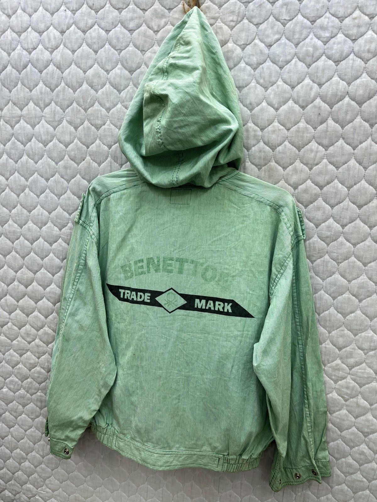 United Colors Of Benetton 🔥🔥🔥STEALS VTG BENETTON FORMULA ONE WORLD RACE CHAMPIONSHIP Size US S / EU 44-46 / 1 - 5 Thumbnail