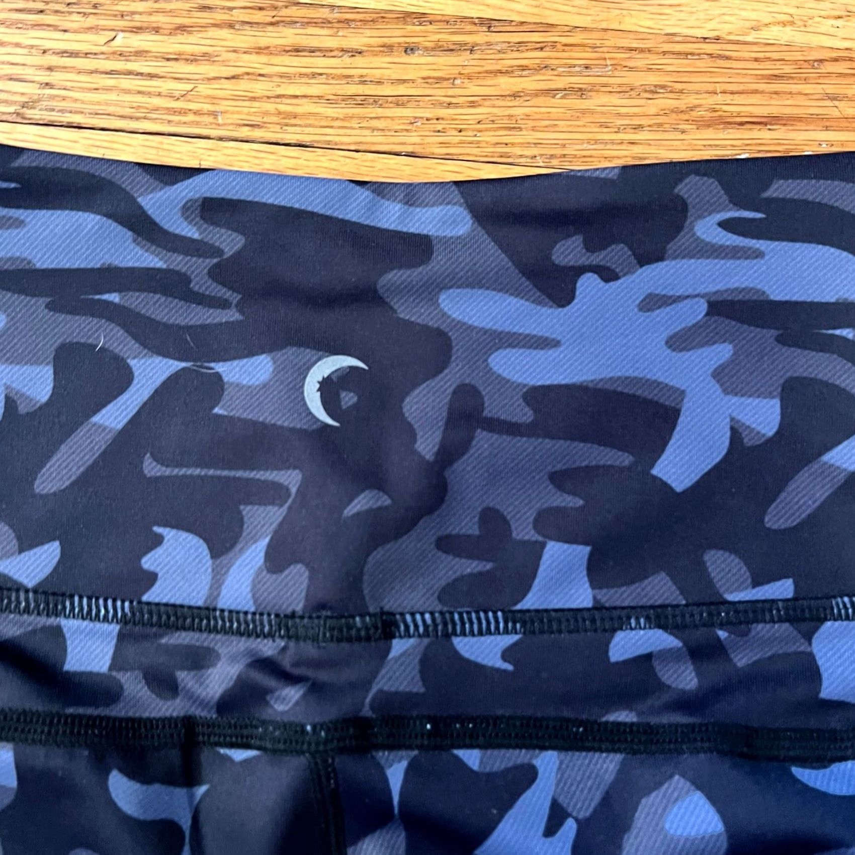 Vintage Zyia Leggings Womens 4 Cropped Pocket Camouflage Gray Black Pants Stylish Activewear - Women 4 XL? Size 27" / US 4 / IT 40 - 4 Thumbnail