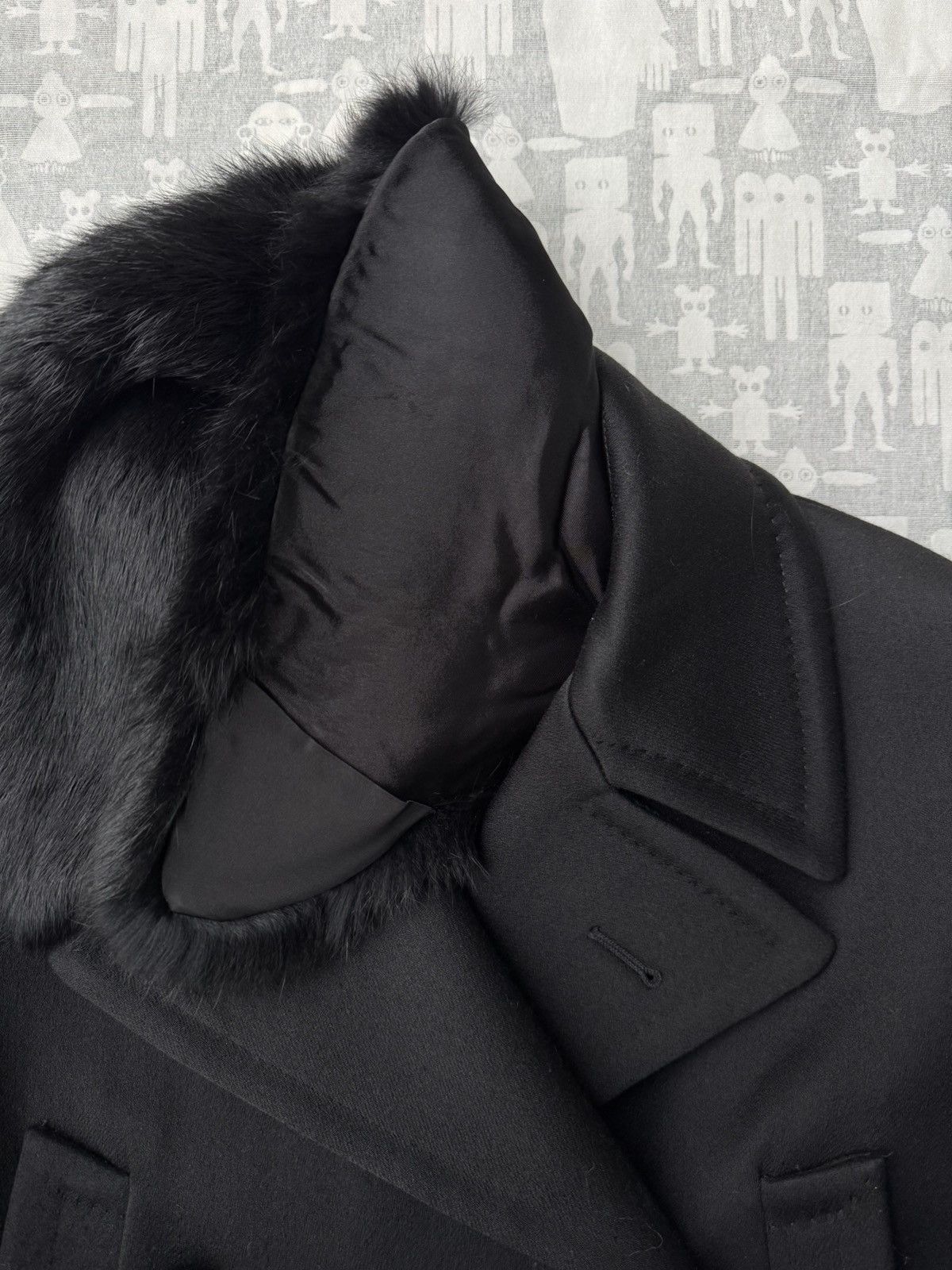 Alexander McQueen Alexander McQueen AW08 Fur Lined Double Breasted Jacket Size M / US 6-8 / IT 42-44 - 8 Thumbnail