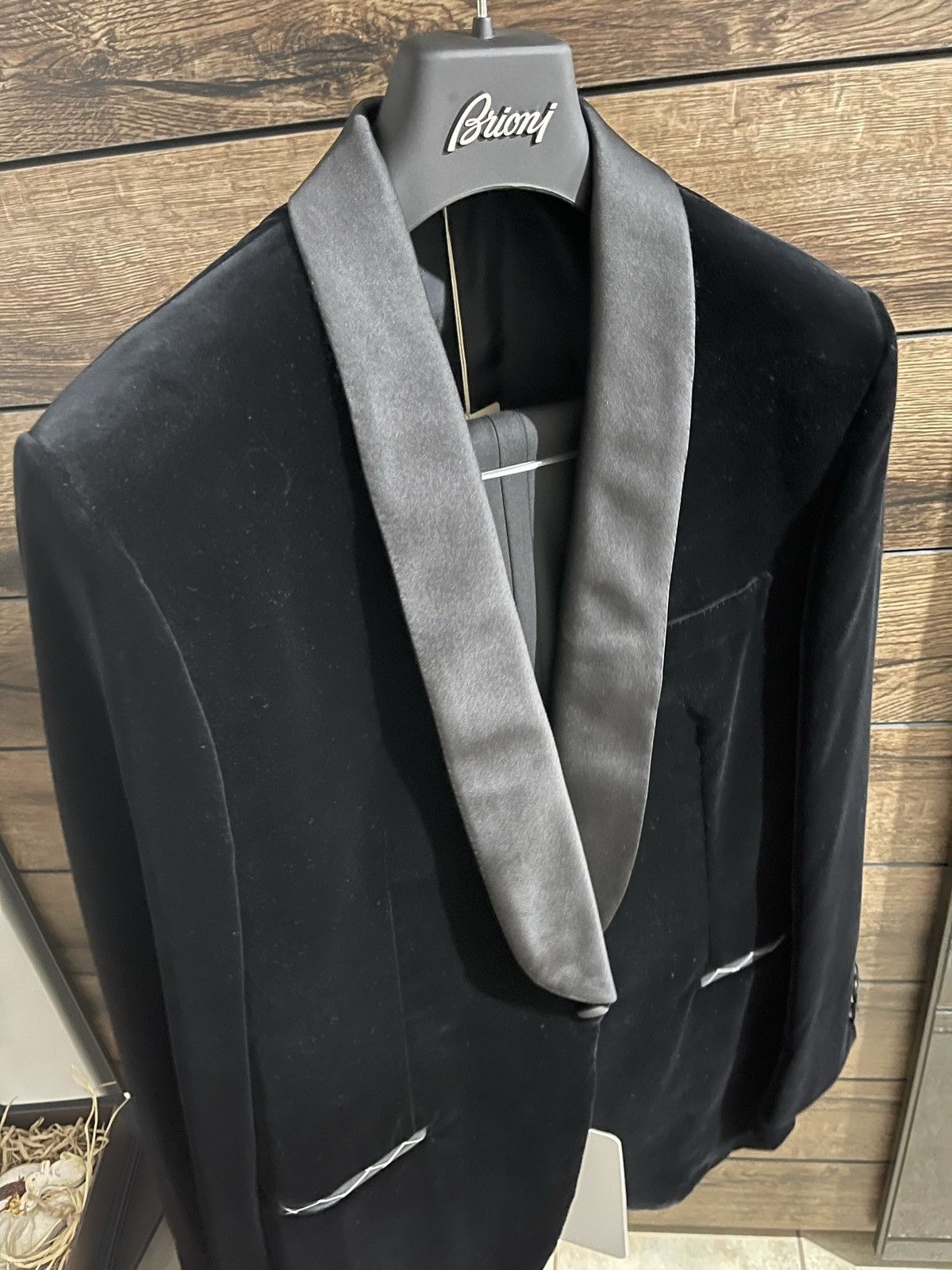 Brioni Brioni Brad Pitt Signature ‘Virgilio tuxedo’ Size 52R - 8 Thumbnail