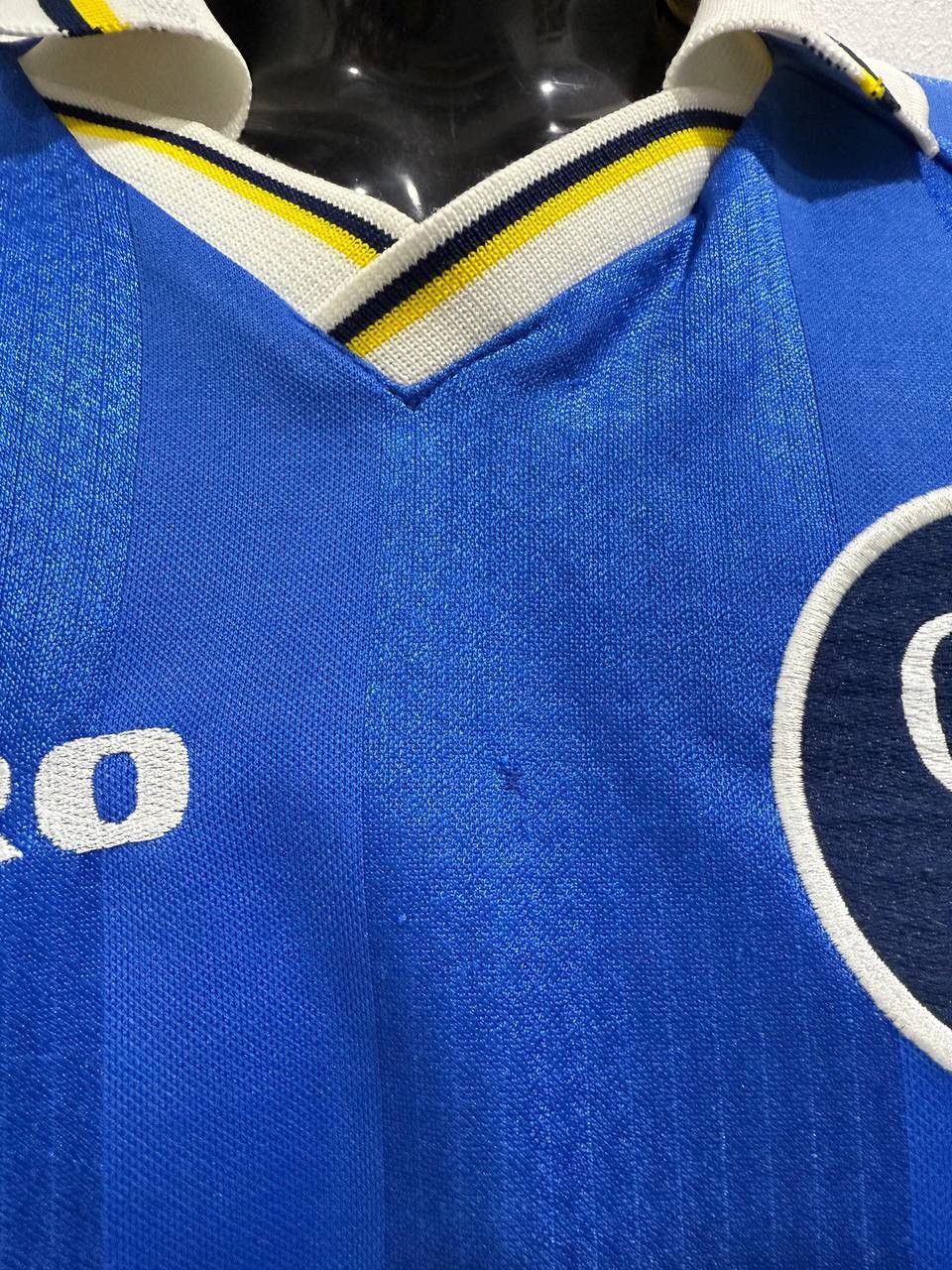 Umbro Vintage Umbro Chelsea FC 1997/98 Home Jersey – Size Size US XXL / EU 58 / 5 - 11 Thumbnail