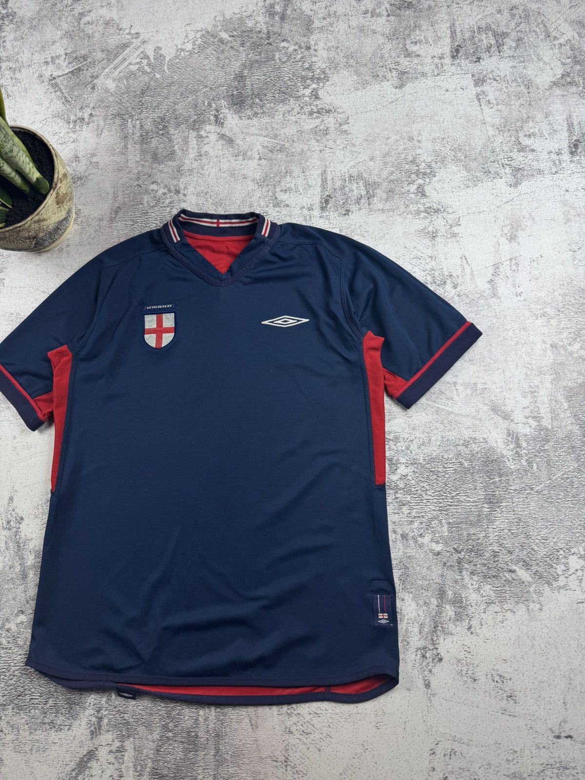 Umbro England 2 in 1 National 2002 2004 Soccer Football Jersey Blockcore T Shirt Tee Size US M / EU 48-50 / 2 - 12 Thumbnail