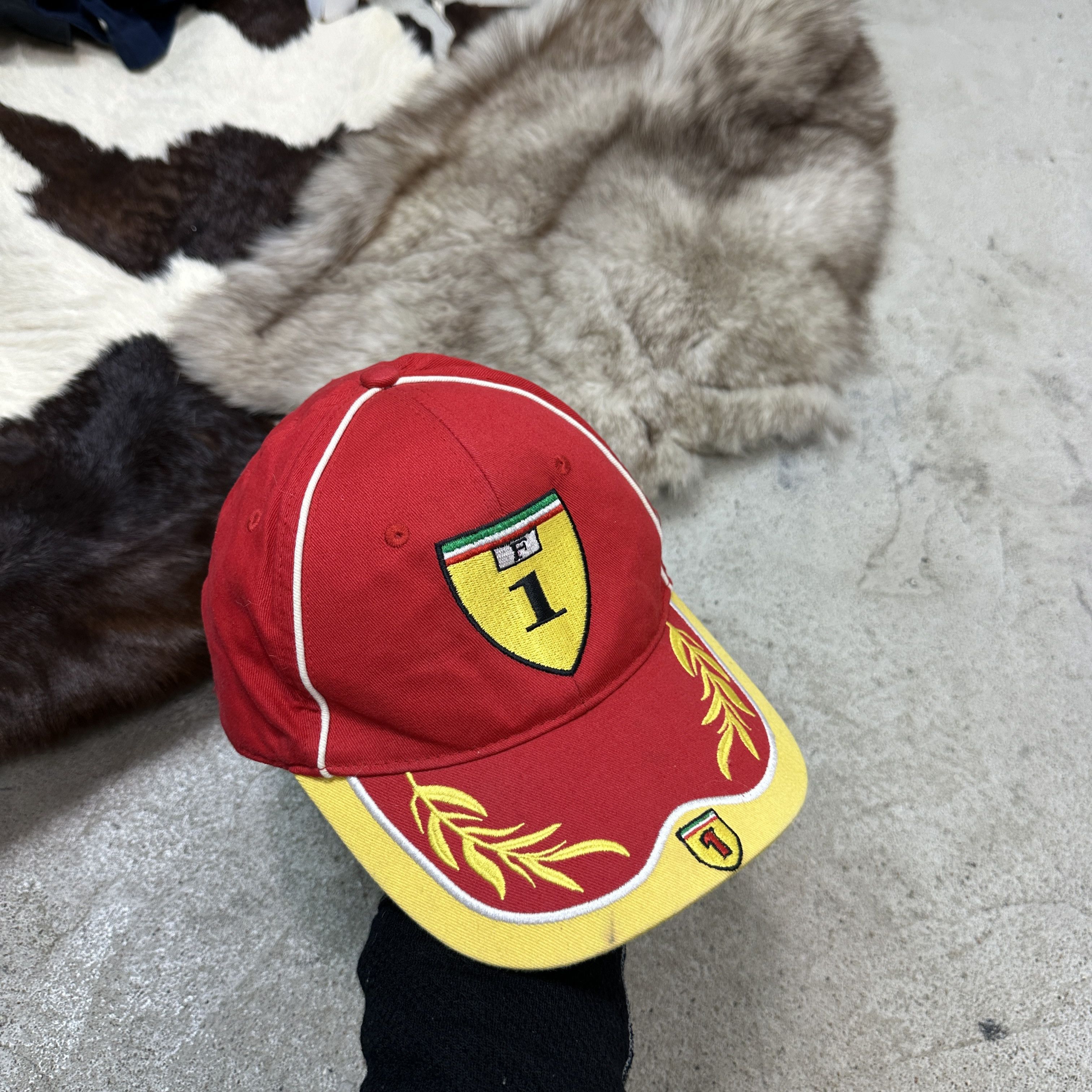 Formula 1 Vintage Sporty Streetwear Skater Formula 1 Racing Cap Y2K Size ONE SIZE - 6 Thumbnail