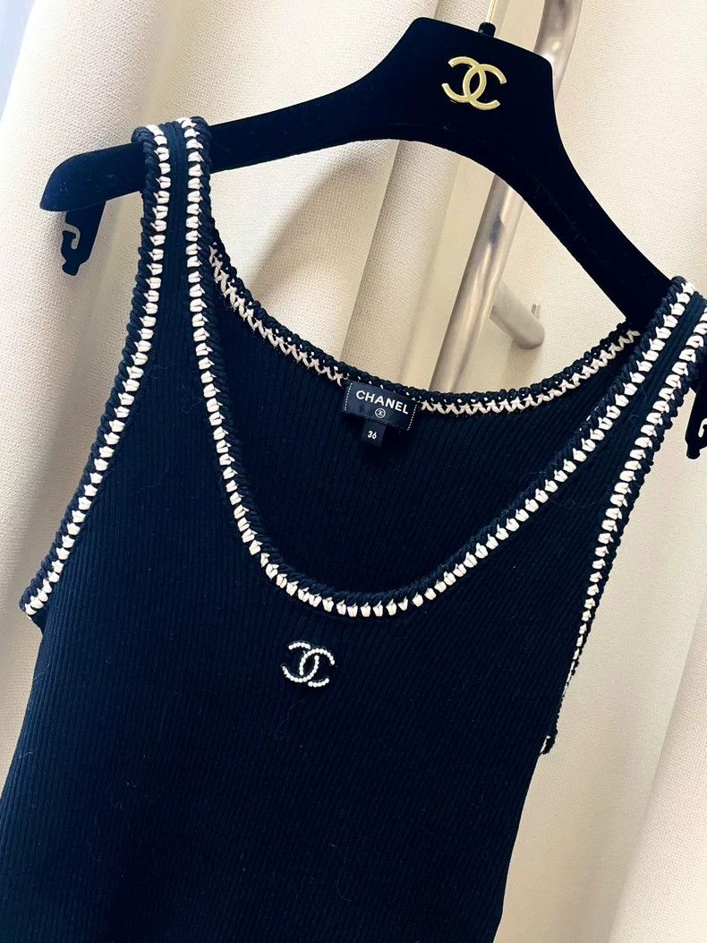 Chanel Chanel 22C early spring show black and white rolled-edged Size XS / US 0-2 / IT 36-38 - 2 Thumbnail