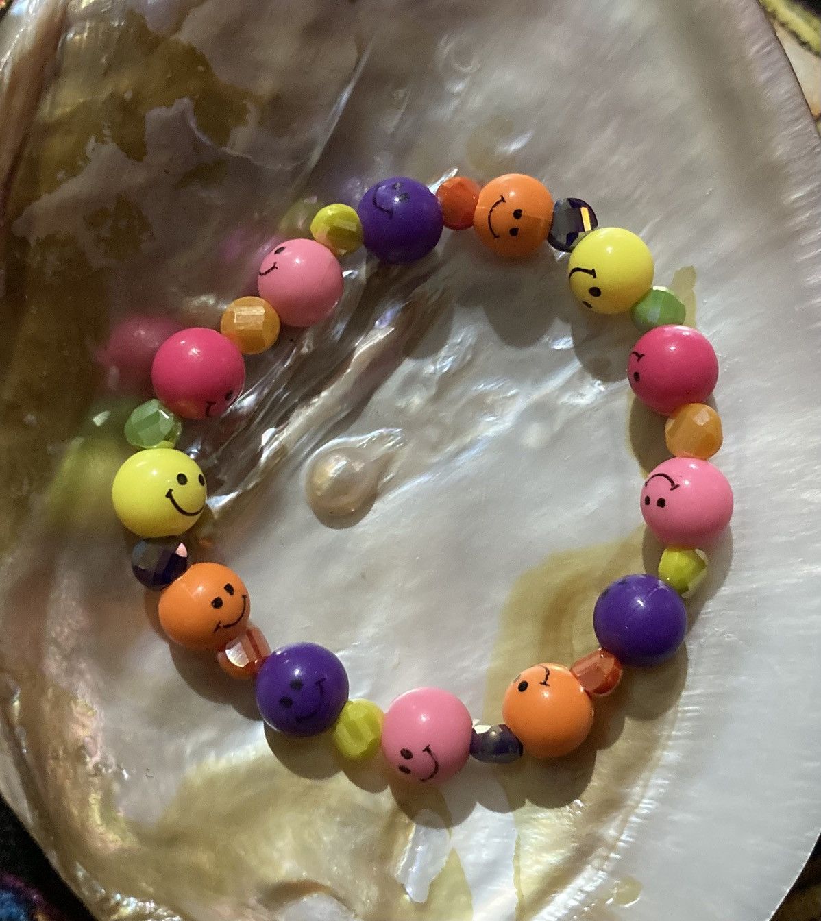 Other Colourful happy face bracelet Size ONE SIZE - 1 Preview