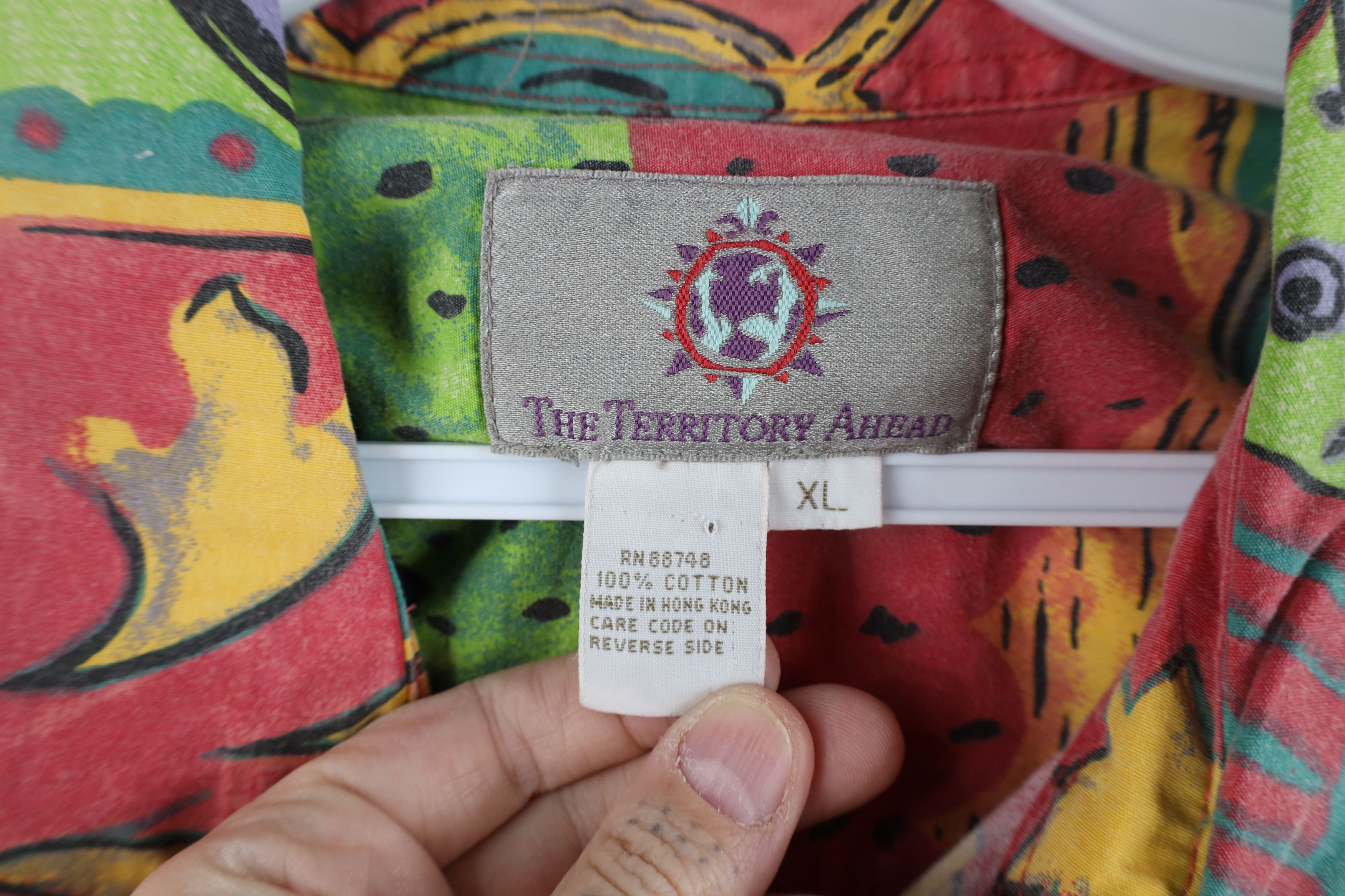 Vintage Vintage 90s The Territory Ahead Abstract Button Shirt Size US XL / EU 56 / 4 - 6 Thumbnail