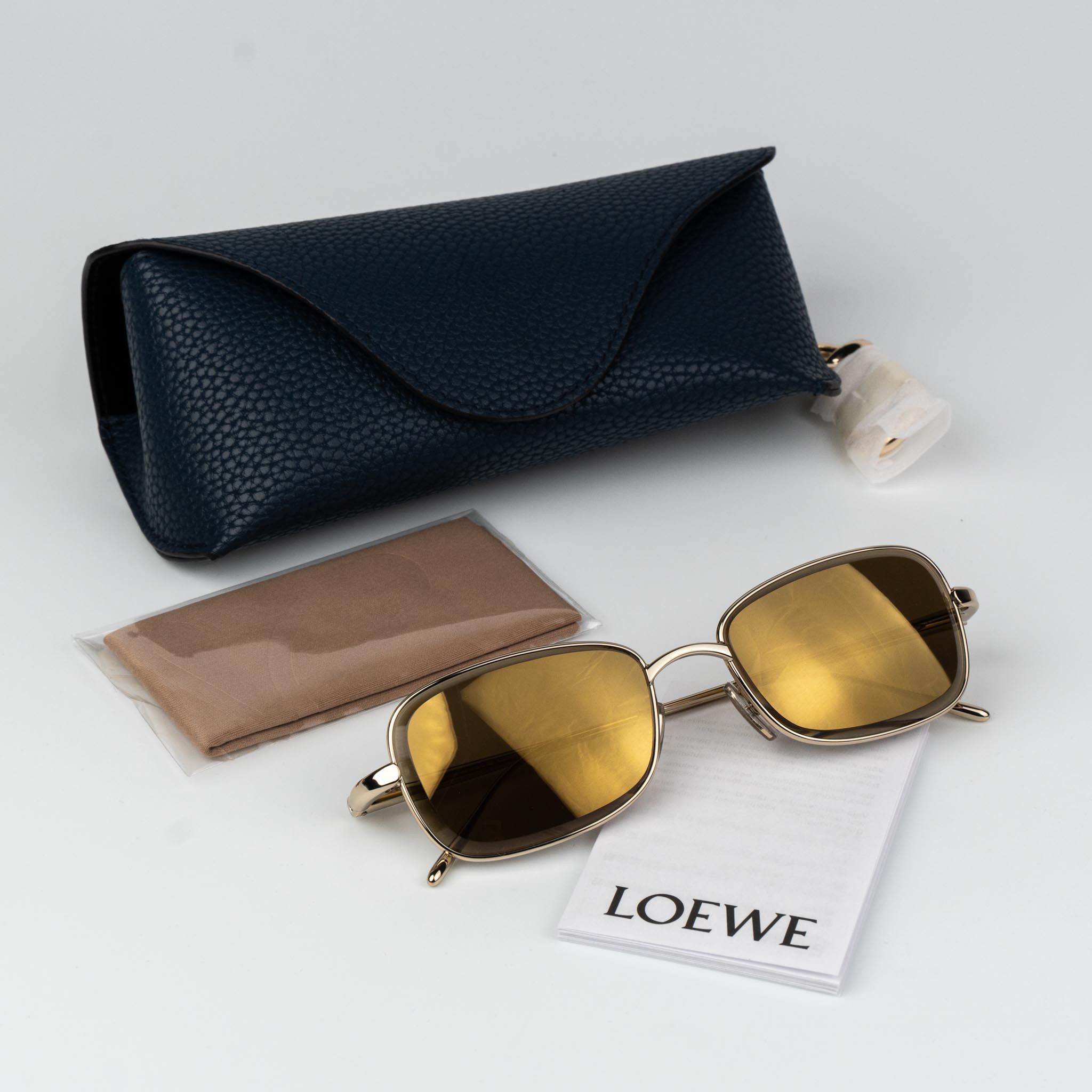 Loewe Loewe ANAGRAM Women Sunglasses LW40159U 32G NEW AUTHENTIC Size ONE SIZE - 10 Thumbnail