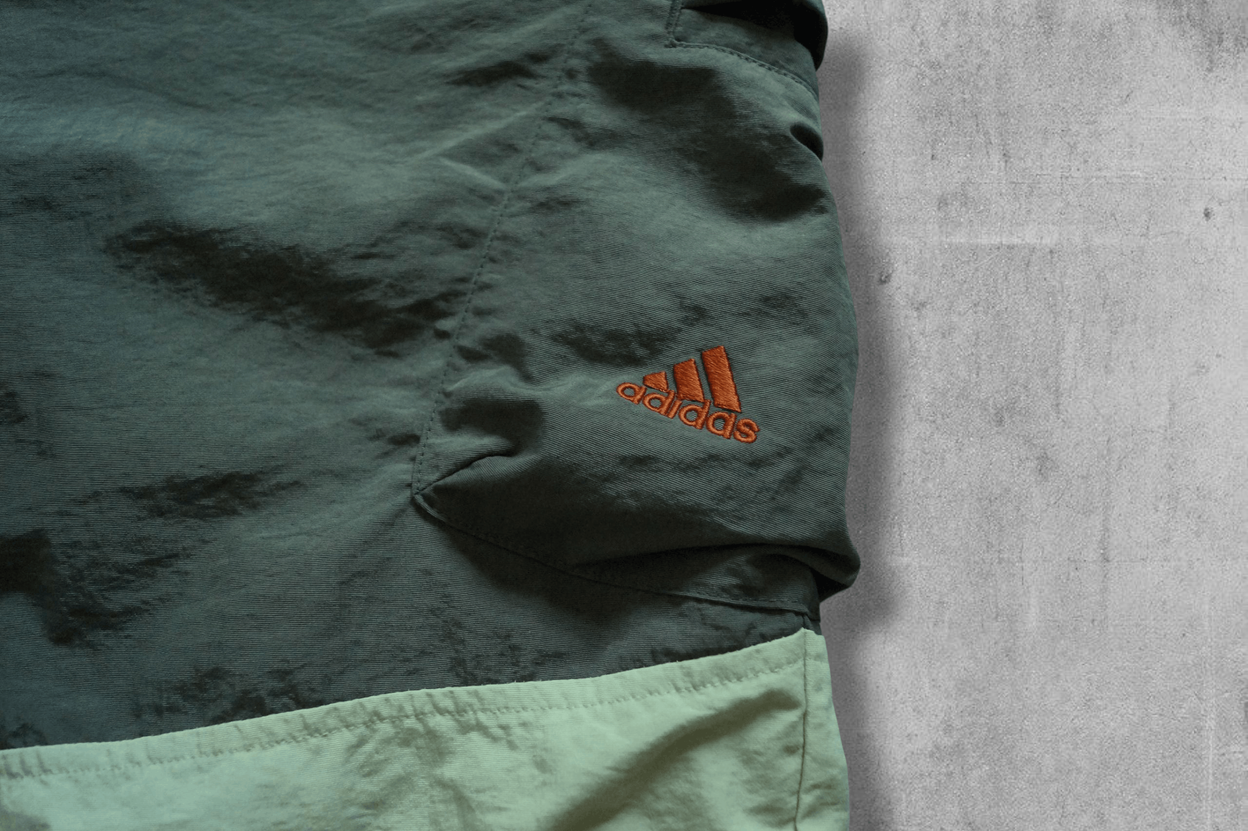 Adidas Rare x Adidas x Vintage x 2000 x Cargo Shorts x L size Size US 34 / EU 50 - 9 Thumbnail