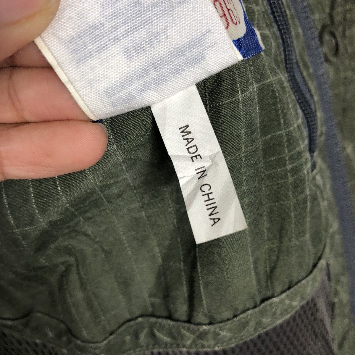Japanese Brand 📌Vtg Windbreaker Waterproof JohnBull Patchwork Issey Miyake Size US S / EU 44-46 / 1 - 24 Thumbnail