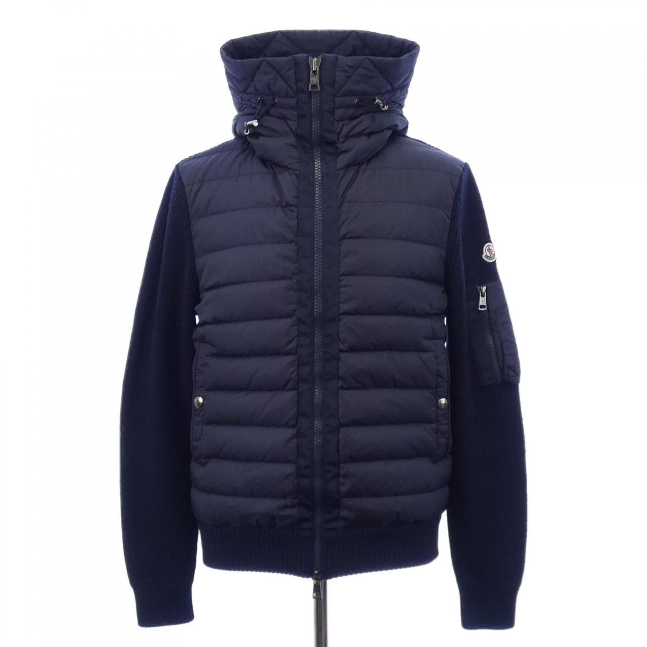 Moncler Moncler Moncler Down Jacket Others Outerwear 20919402800 DUTY FREE for USA Size ONE SIZE - 1 Thumbnail