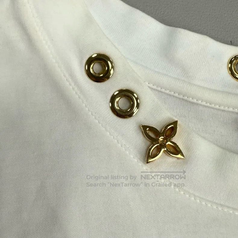 Louis Vuitton Louis Vuitton White metal logo belt short sleeves Size US XL / EU 56 / 4 - 8 Thumbnail