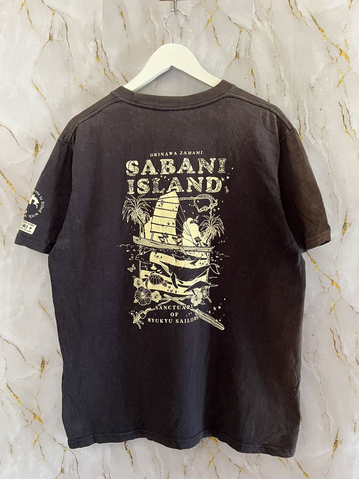 Japanese Brand SABANI ISLAND T-shirt Size US L / EU 52-54 / 3 - 2 Thumbnail